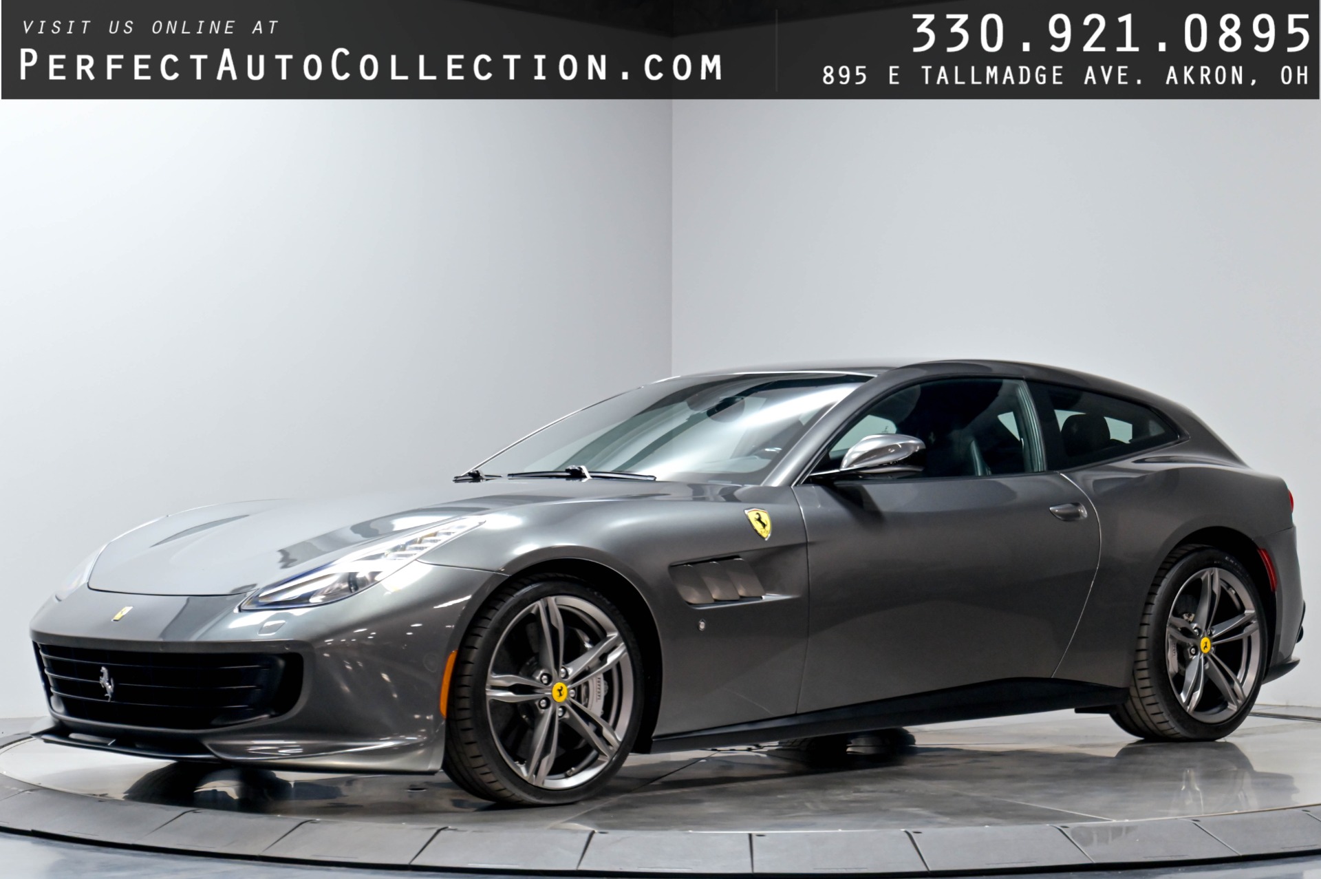 Grigio Silverstone Metallic 2017 Ferrari GTC4Lusso Coupe All-Wheel Drive 7-Speed Automatic