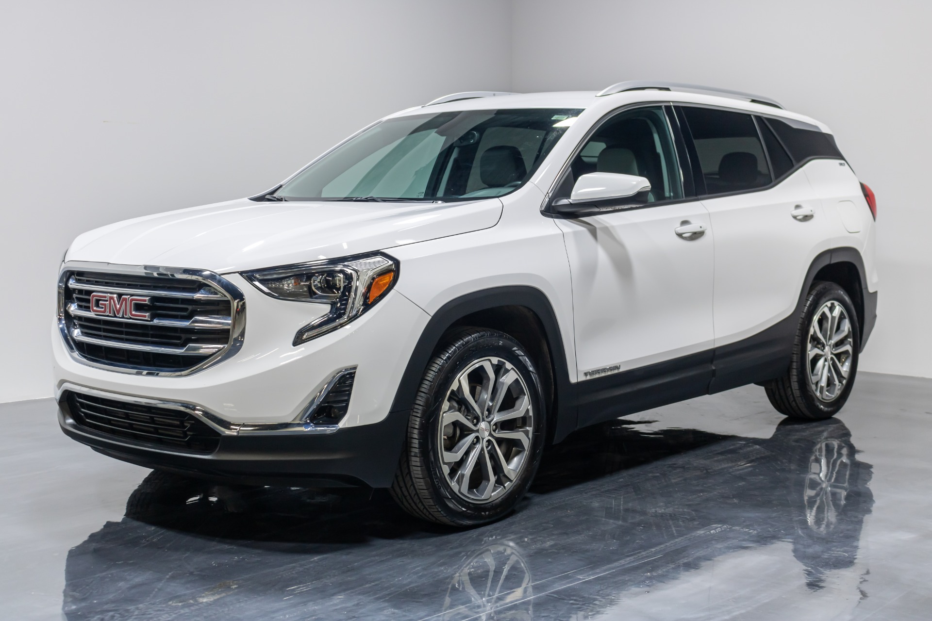 Used 2019 GMC Terrain SLT Sport Utility 4D For Sale (19,893) Perfect