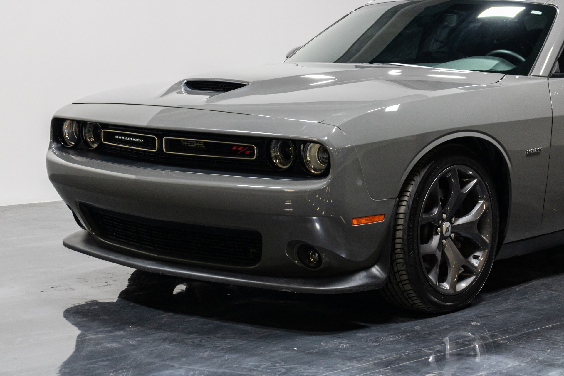 Used 2019 Dodge Challenger R/T for sale Sold at Perfect Auto Collection in Akron OH 44310 3
