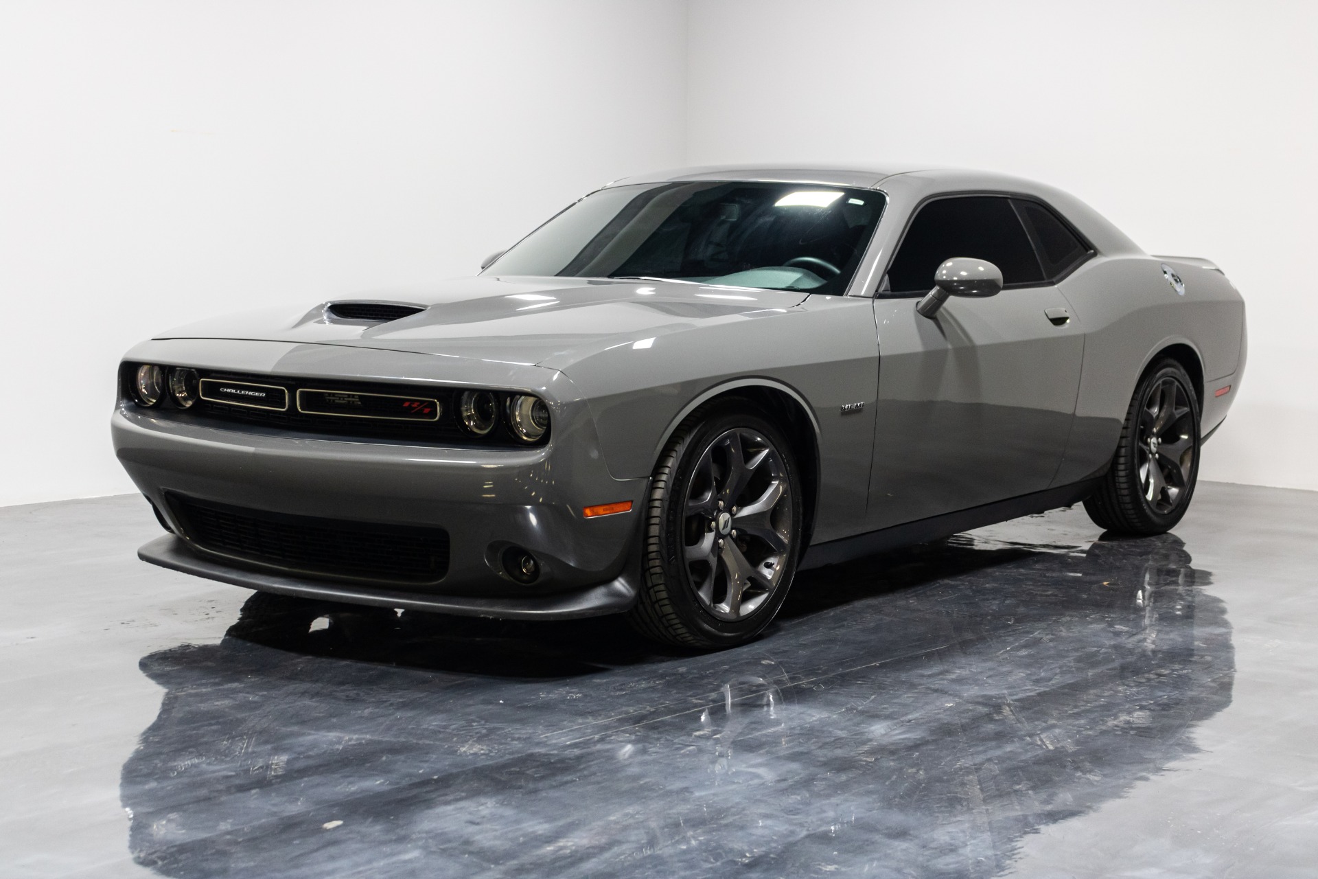 2019 dodge challenger diecast
