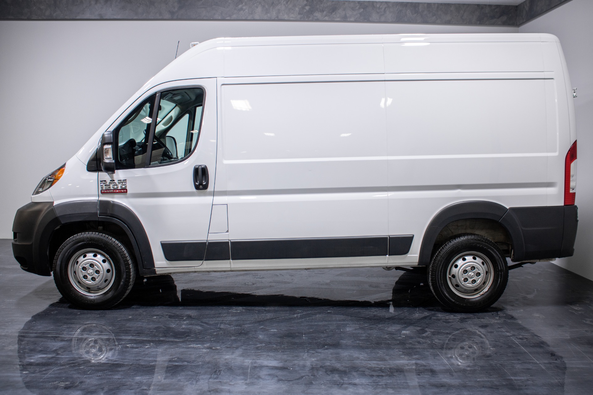Used 2018 Ram ProMaster Cargo Van 1500 High Roof Van 3D For Sale (21,993) Perfect Auto