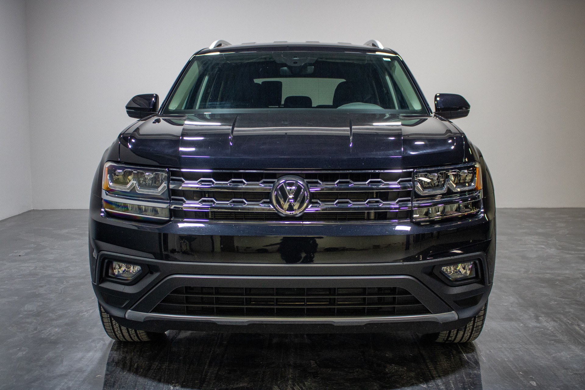 Used 2019 Volkswagen Atlas SE 4Motion w/Tech Pkg Sport Utility 4D for sale Sold at Perfect Auto Collection in Akron OH 44310 4