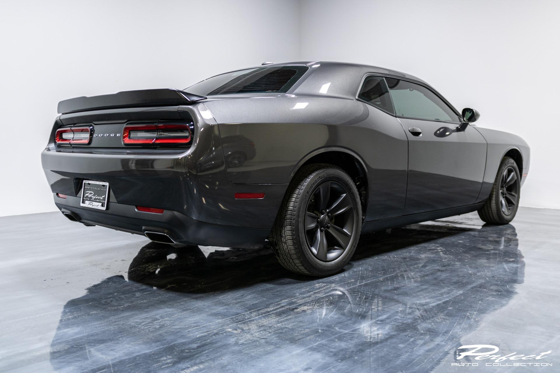Used 2016 Dodge Challenger SXT for sale Sold at Perfect Auto Collection in Akron OH 44310 4