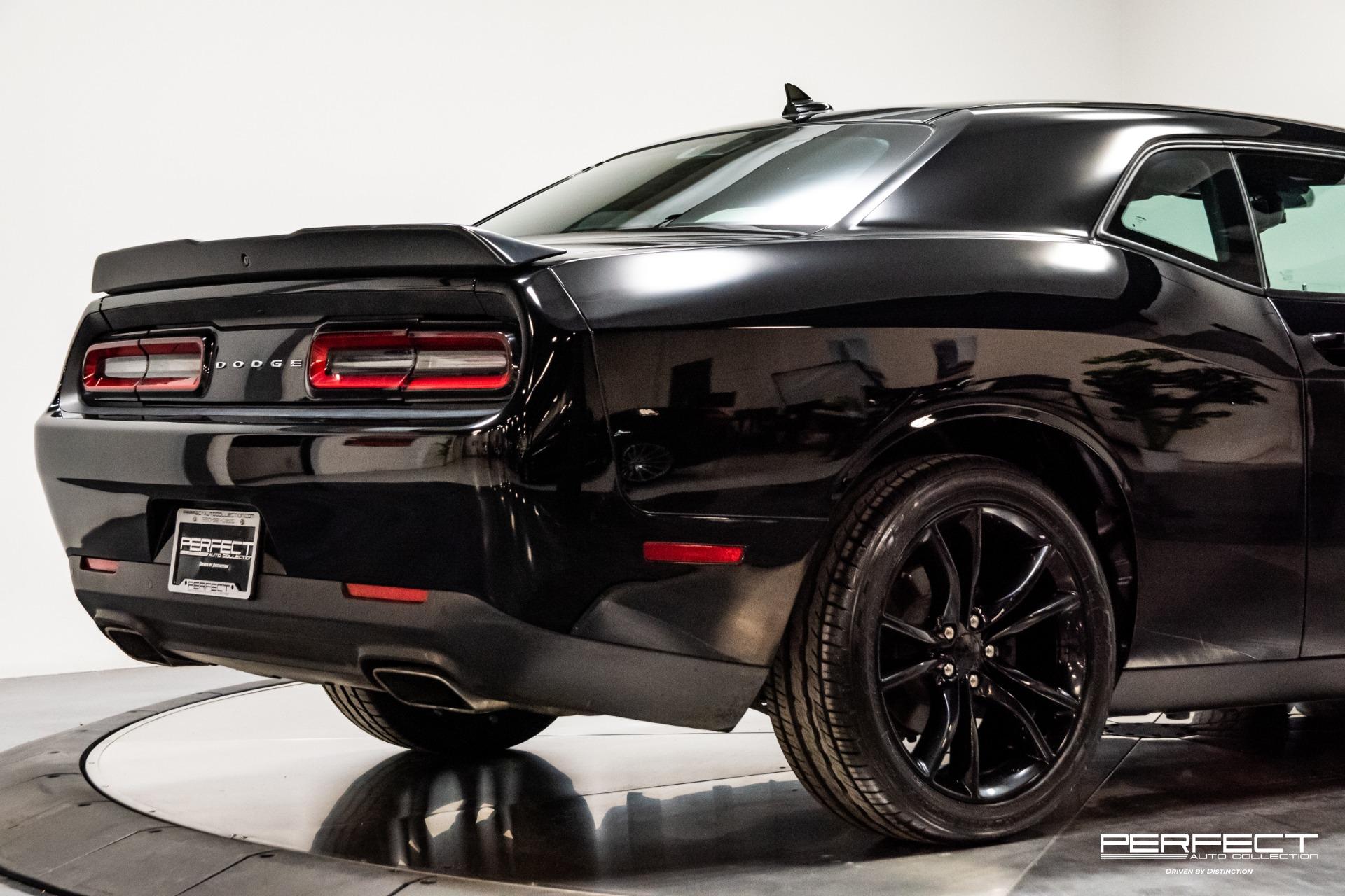 Used 2016 Dodge Challenger R/T For Sale ($28,495) | Perfect Auto ...