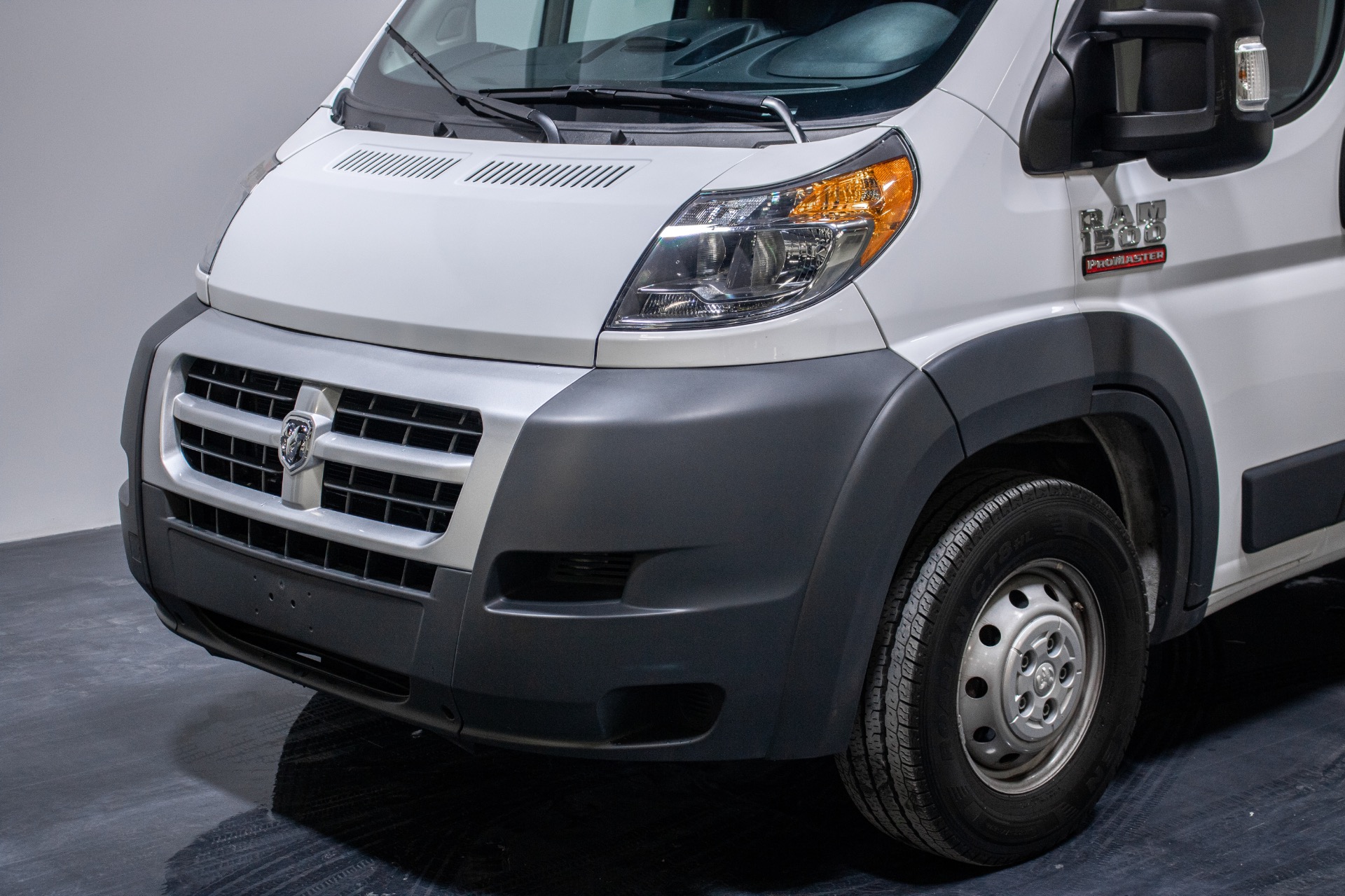 Used 2018 Ram ProMaster Cargo Van 1500 High Roof Van 3D for sale Sold at Perfect Auto Collection in Akron OH 44310 2