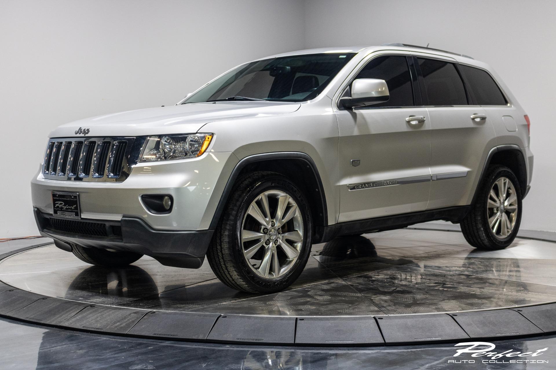 Used 2011 Jeep Grand Cherokee 70th Anniversary for sale $8,493 at Perfect Auto Collection in Akron OH 44310 1