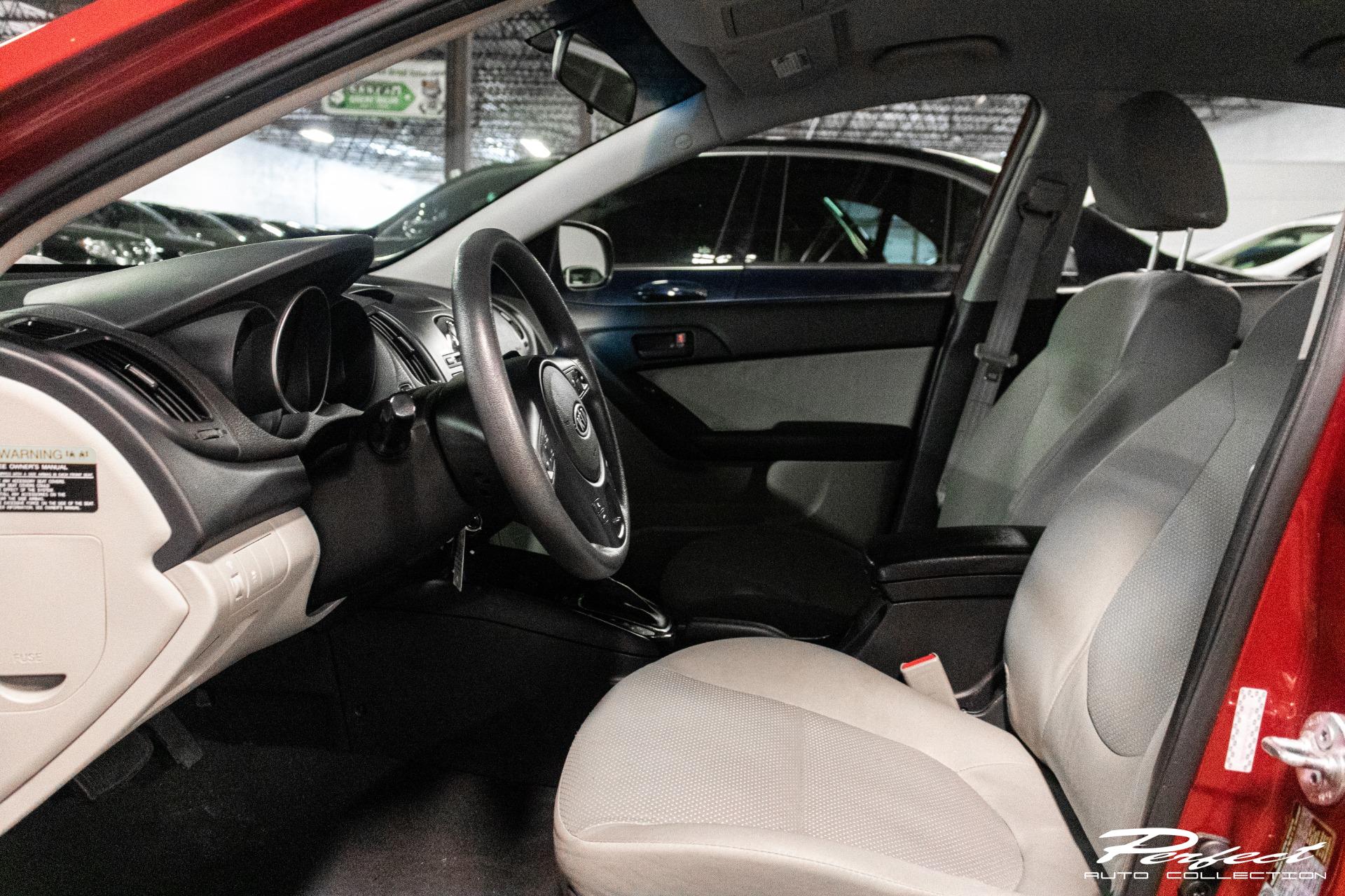 Used 2011 Kia Forte EX for sale Sold at Perfect Auto Collection in Akron OH 44310 4