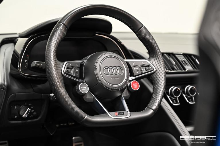 Used 2017 Audi R8 52 V10 Spyder