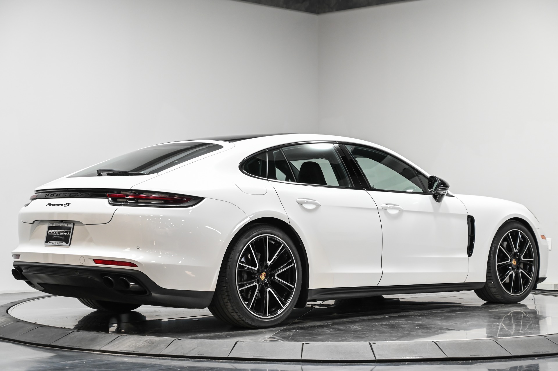 Cab Top & A-Pillar Kit | PORSCHE PANAMERA TURBO SPORT TURISMO 2019 Cab Top & A-Pillar Kit | PORSCHE PANAMERA TURBO SPORT TURISMO 2019