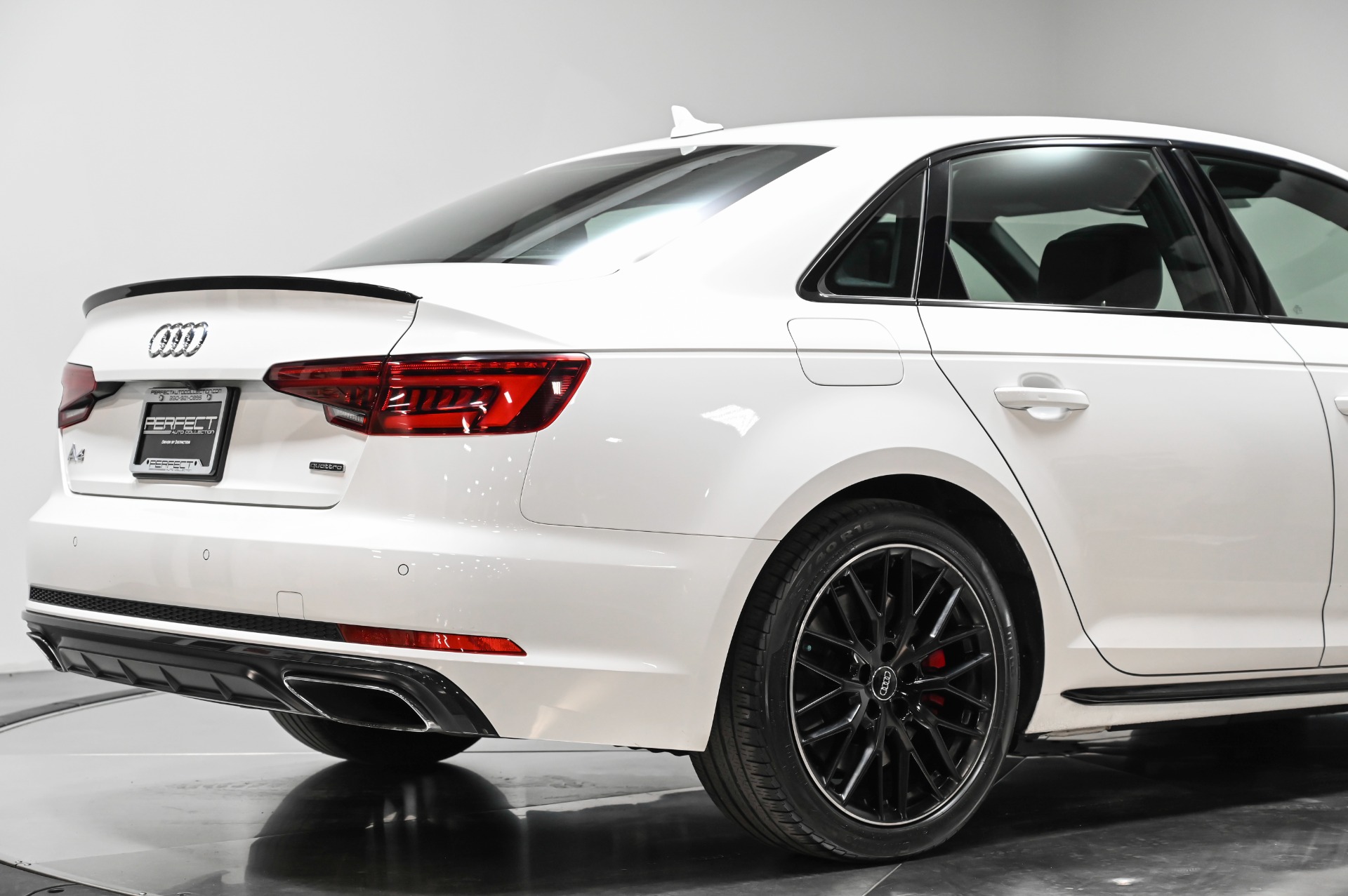 Trunk Ledge Kit | AUDI A4 BASE 2019 Trunk Ledge Kit | AUDI A4 BASE 2019