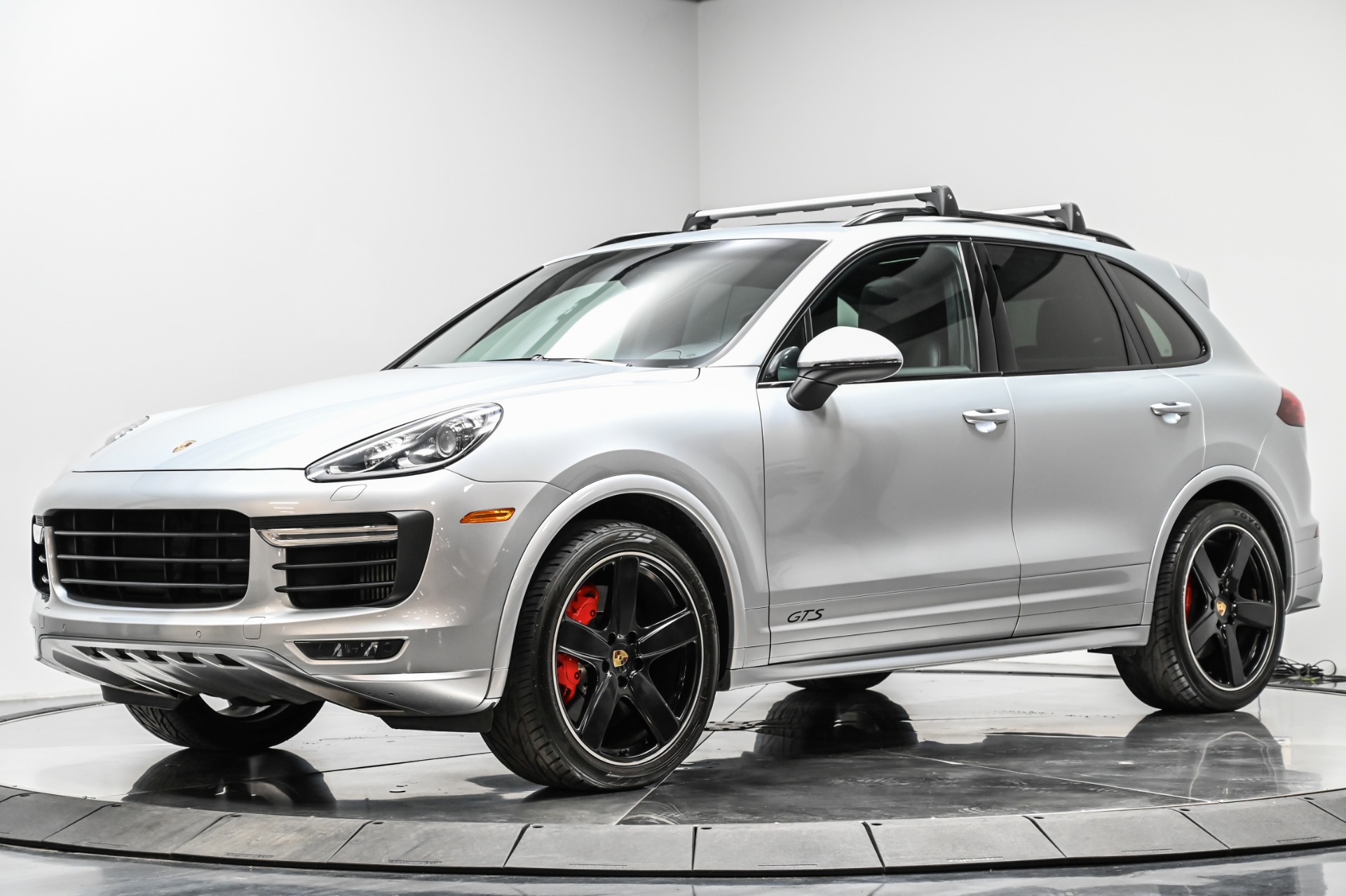 2016 Porsche Cayenne Research, photos, specs, and expertise