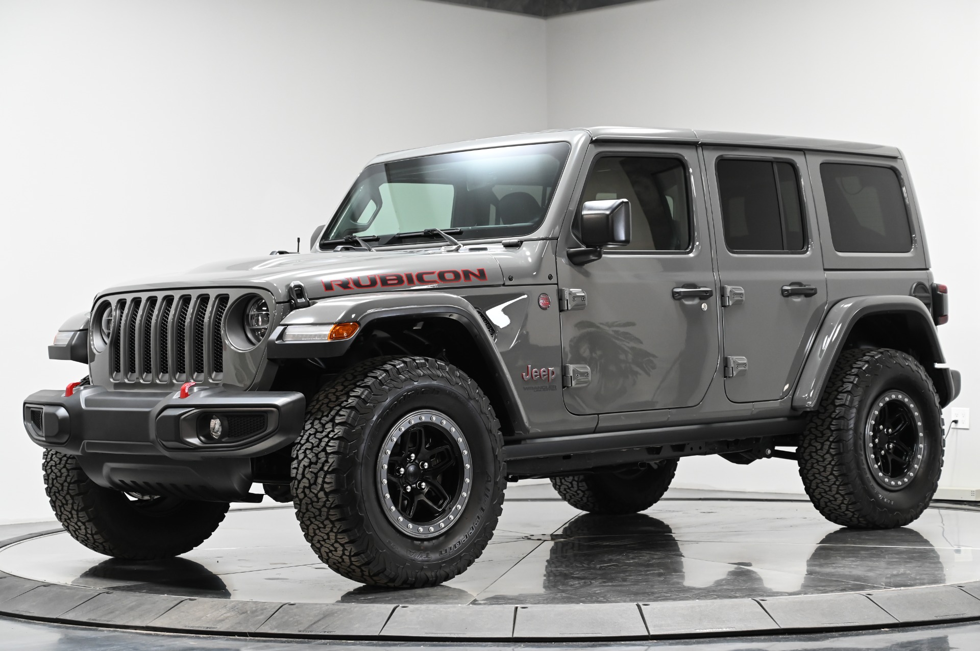 Windshield Trim Kit | JEEP WRANGLER UNLIMITED 4 DOOR RUBICON 2022 Windshield Trim Kit | JEEP WRANGLER UNLIMITED 4 DOOR RUBICON 2022