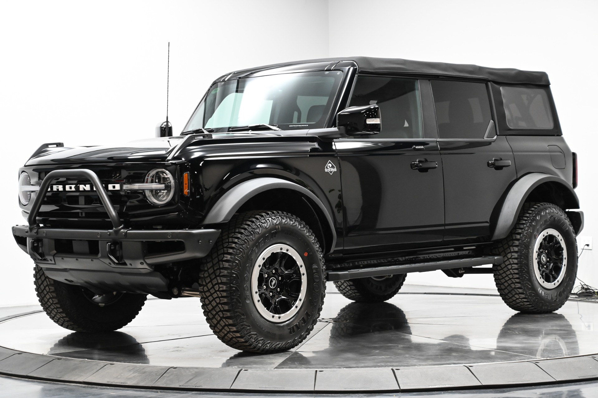 Grille Kit | FORD BRONCO 2 DOOR OUTER BANKS 2022 Grille Kit | FORD BRONCO 2 DOOR OUTER BANKS 2022