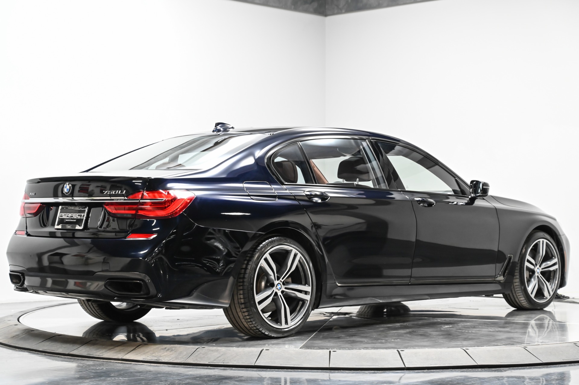 Trunk Ledge Kit | BMW 7 SERIES M SPORT USA 2016 Trunk Ledge Kit | BMW 7 SERIES M SPORT USA 2016