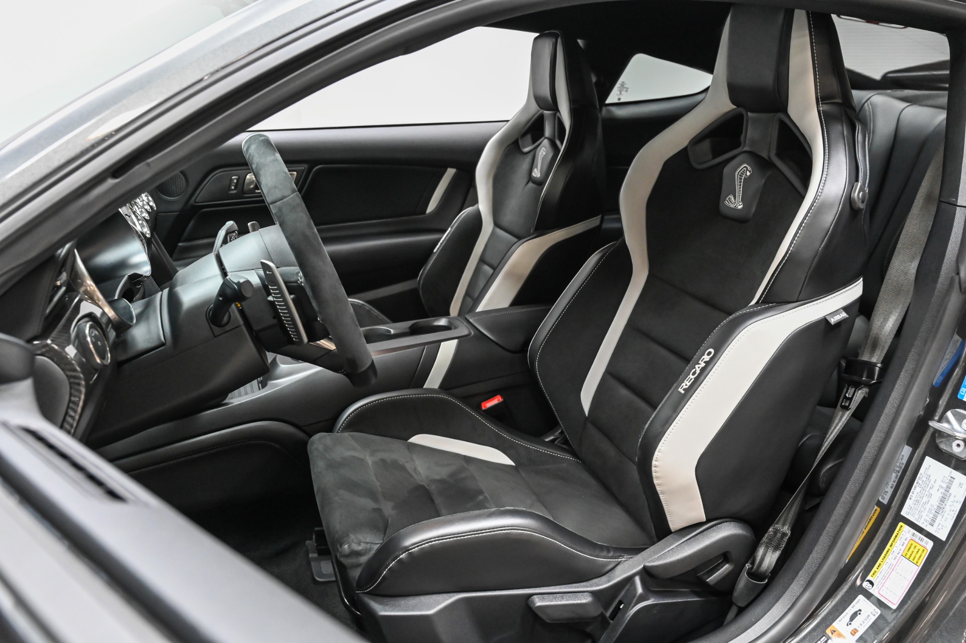 Gt500 seats for clearance sale
