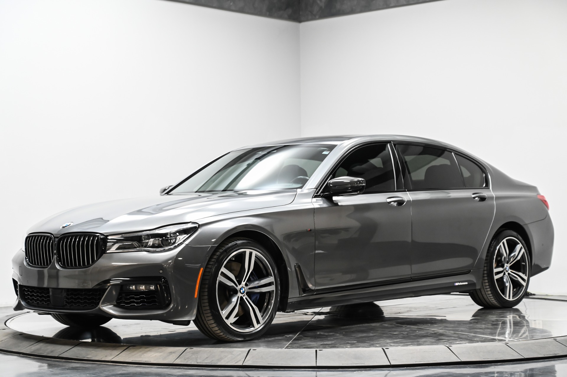 Used 2018 BMW 7 Series 750i For Sale (Sold) | Perfect Auto