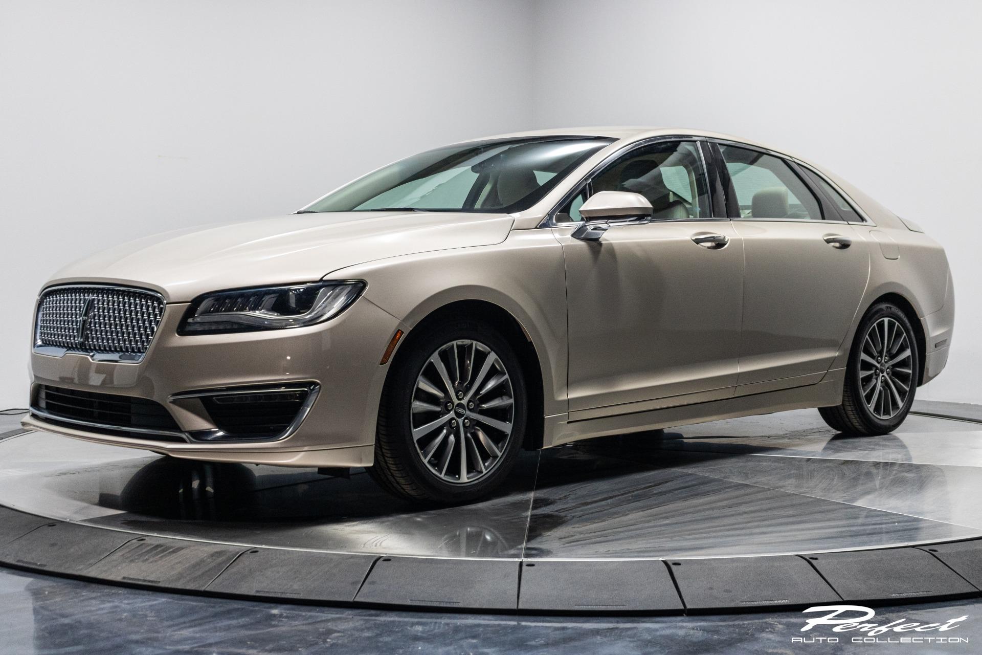 Used 2017 Lincoln MKZ Premiere for sale $17,993 at Perfect Auto Collection in Akron OH 44310 1