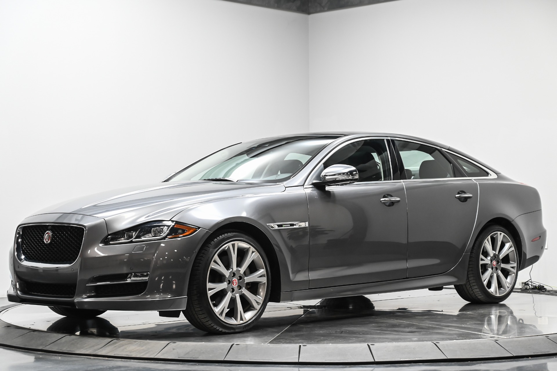Used 2019 Jaguar XJ R Sport For Sale Sold Perfect Auto Collection Stock K8W20244