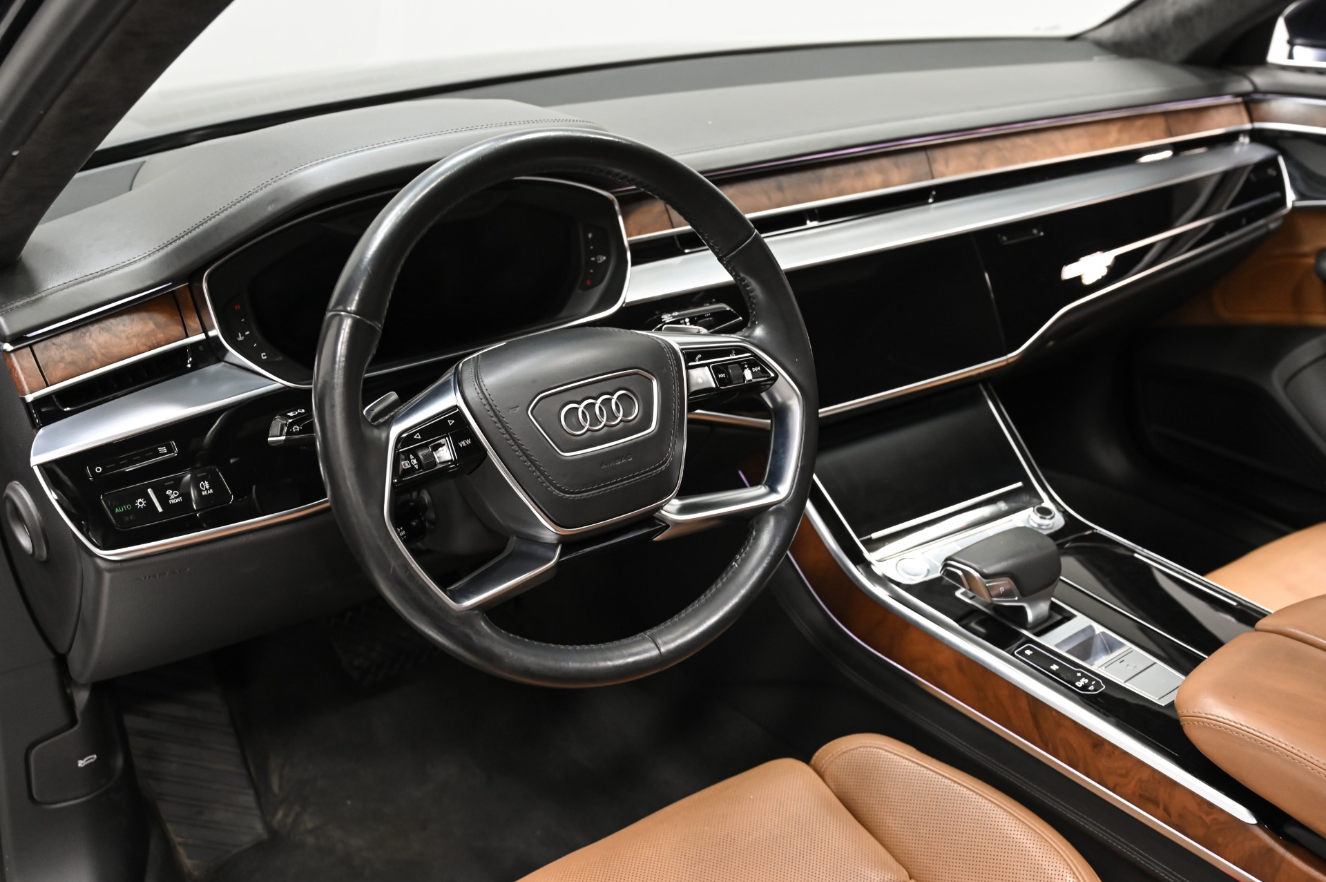 Trunk Ledge Kit | AUDI A8 2019 Trunk Ledge Kit | AUDI A8 2019