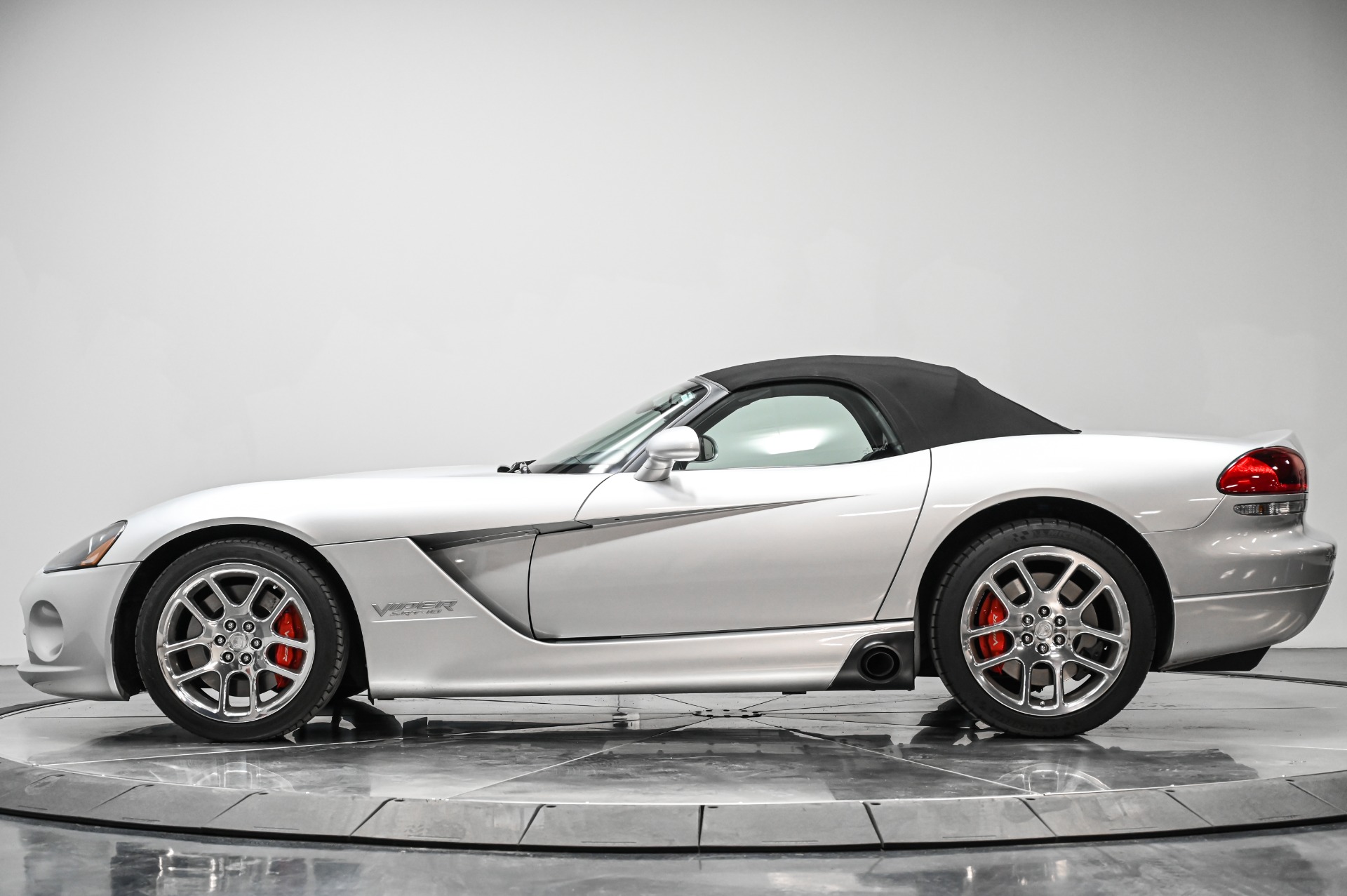 SHEPHRD シェパードV10 1/10GPツーリングカーフルセット中古品 Used 2004 Dodge Viper SRT10 For Sale (Sold) | Perfect Auto