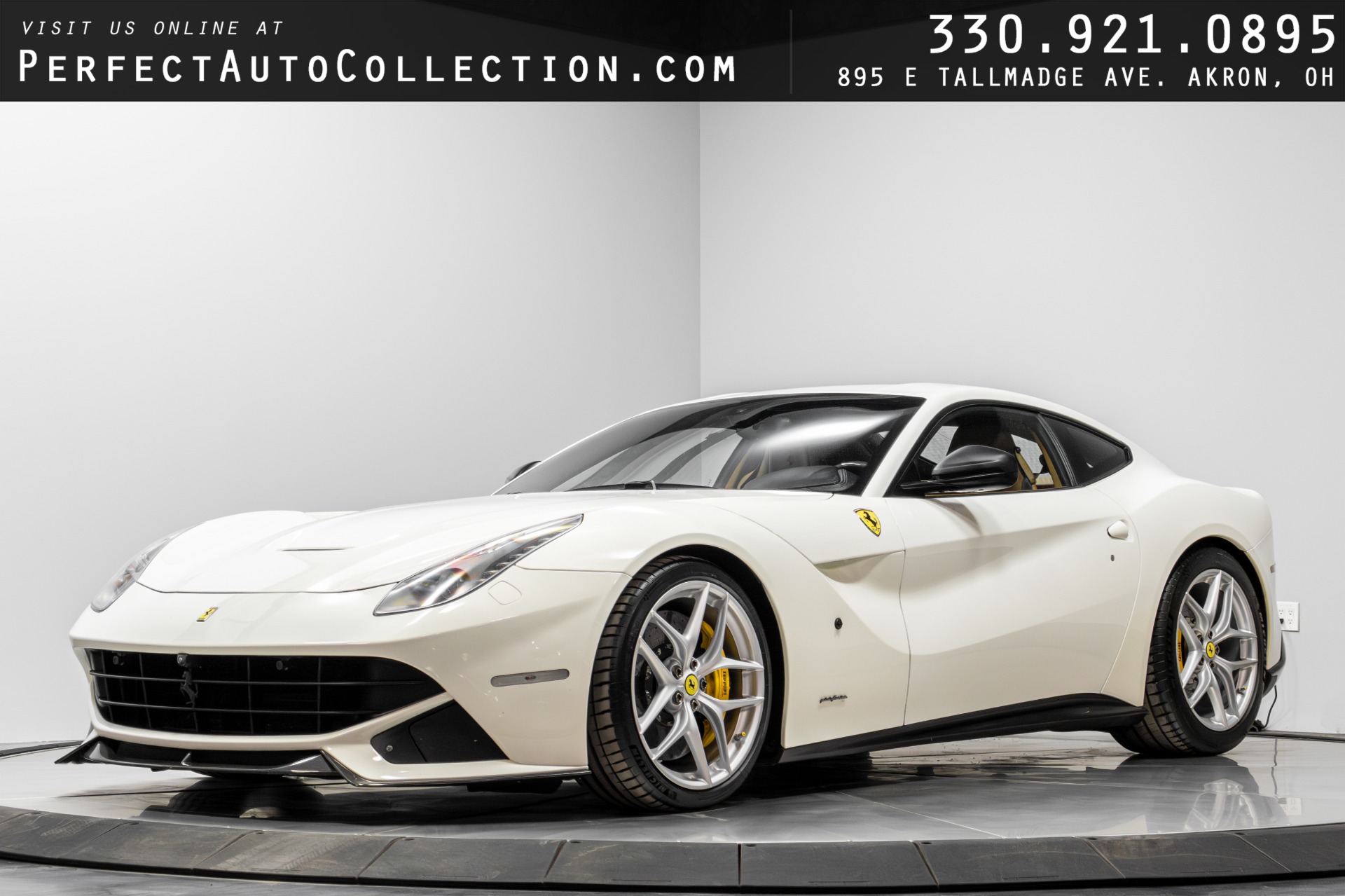 Ferrari F12 berlinetta カタログ Used-2015-Ferrari-F12-