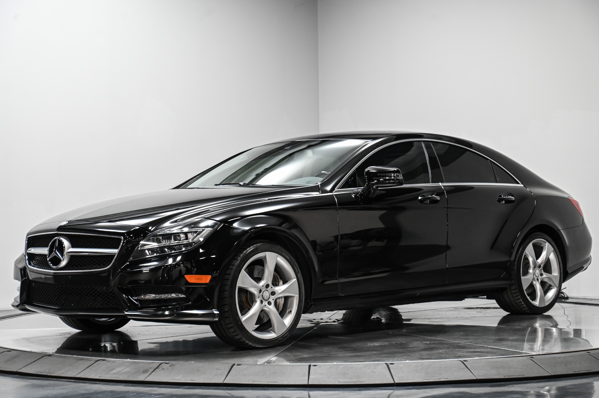 Used 2014 Mercedes-Benz CLS CLS 550 4MATIC for sale $27,993 at Perfect Auto Collection in Akron OH 44310 2