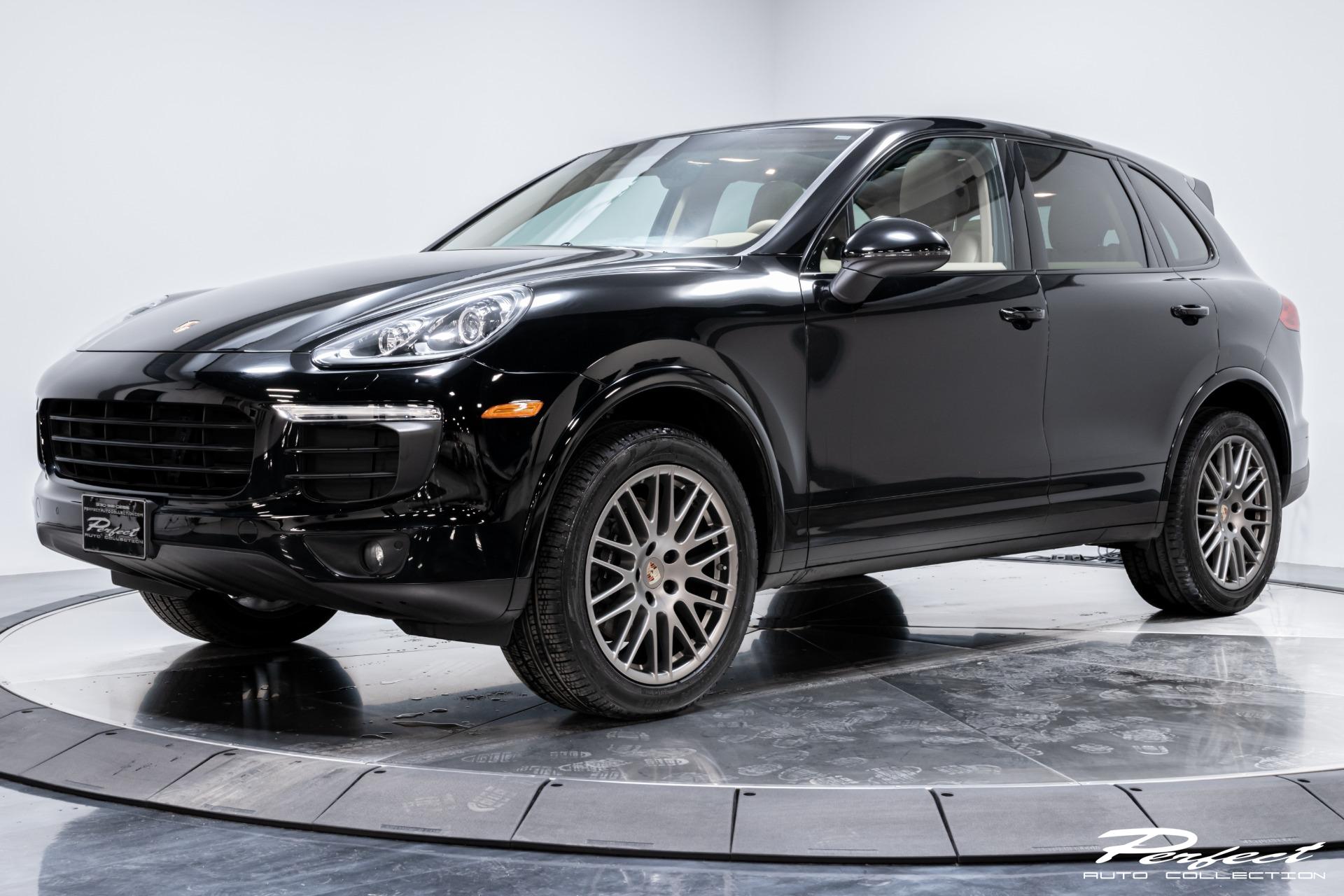 Used 2017 Porsche Cayenne PLATINUM for sale Sold at Perfect Auto Collection in Akron OH 44310 1
