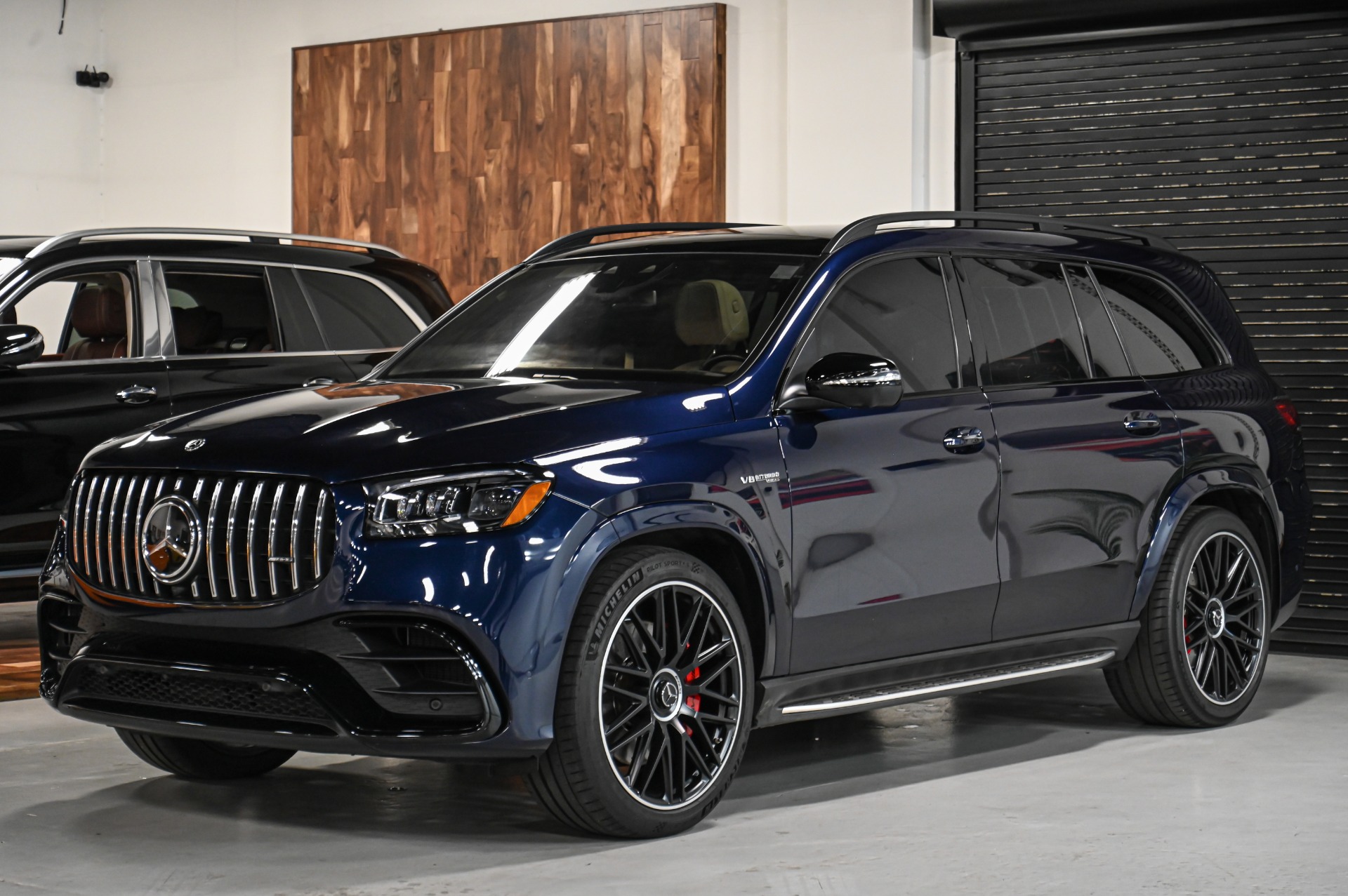 メルセデスAMG特注1/18 Mercedes-Benz GLS 1/18 Dealer Edition 2019 Mercedes-Benz Mercedes GLS GLS-Class GLS