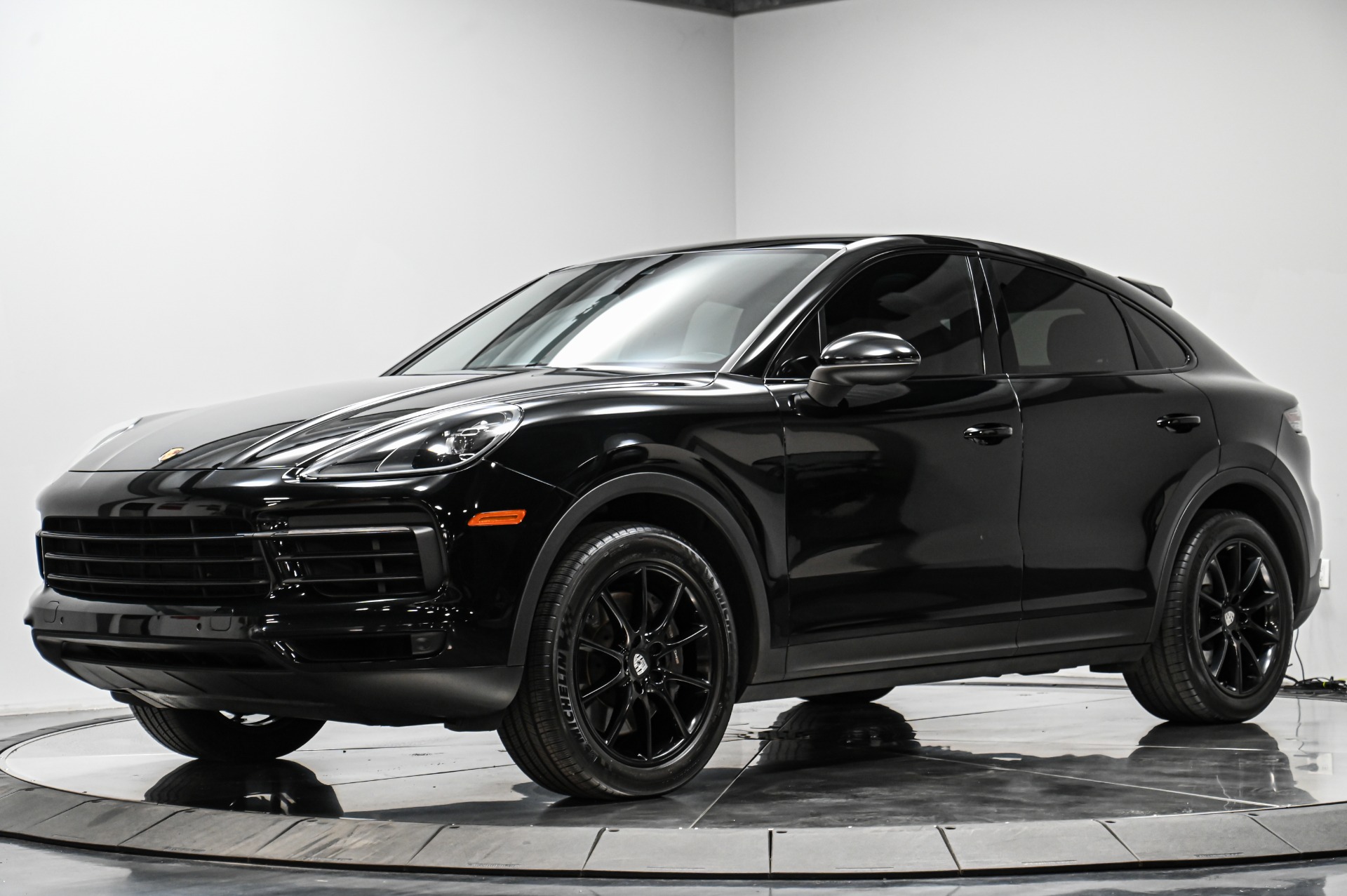 Left Side Kit | PORSCHE CAYENNE COUPE BASE 2021 Left Side Kit | PORSCHE CAYENNE COUPE BASE 2021