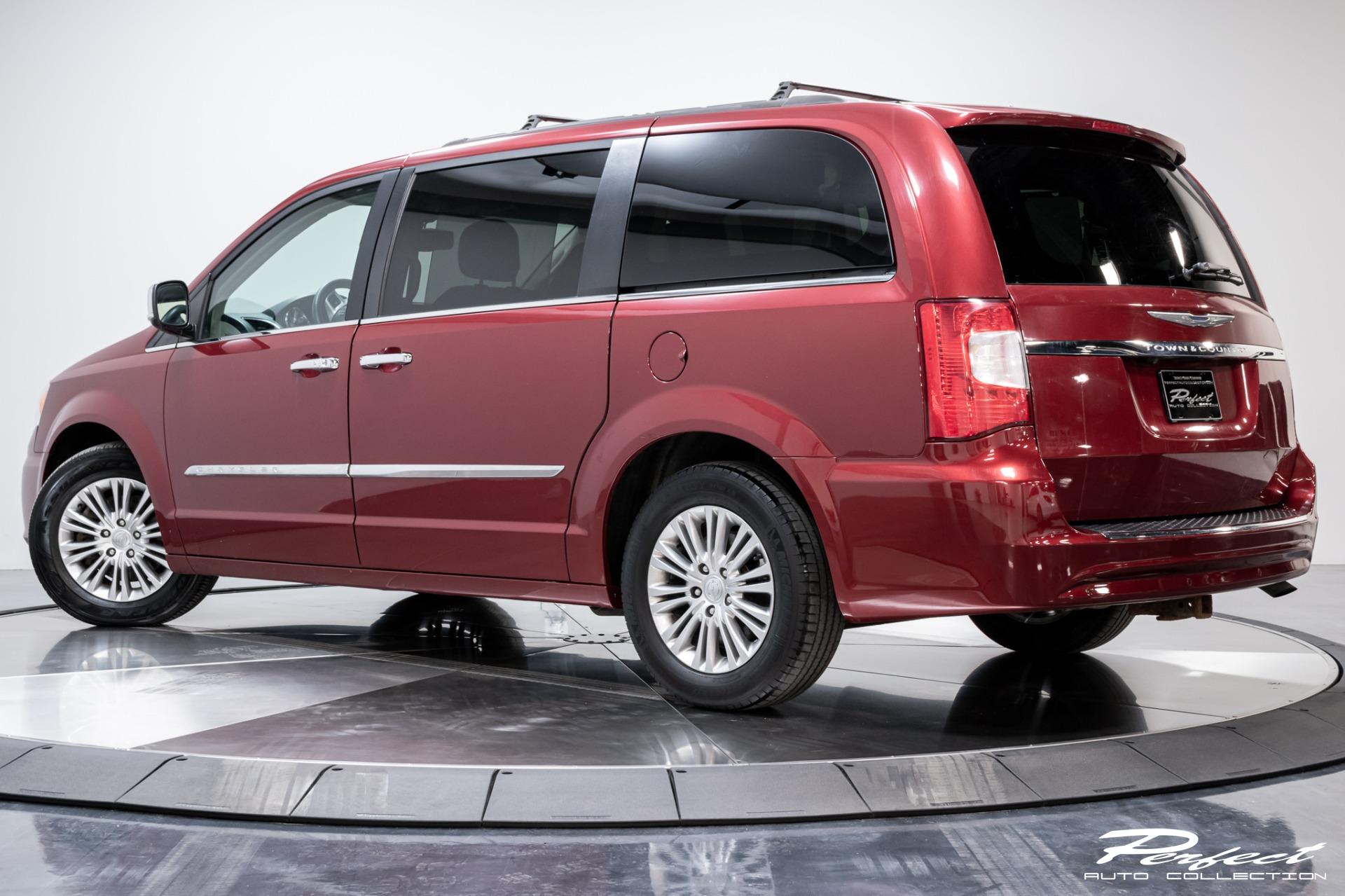Used 2015 Chrysler Town and Country TouringL For Sale (13,993) Perfect Auto Collection Stock