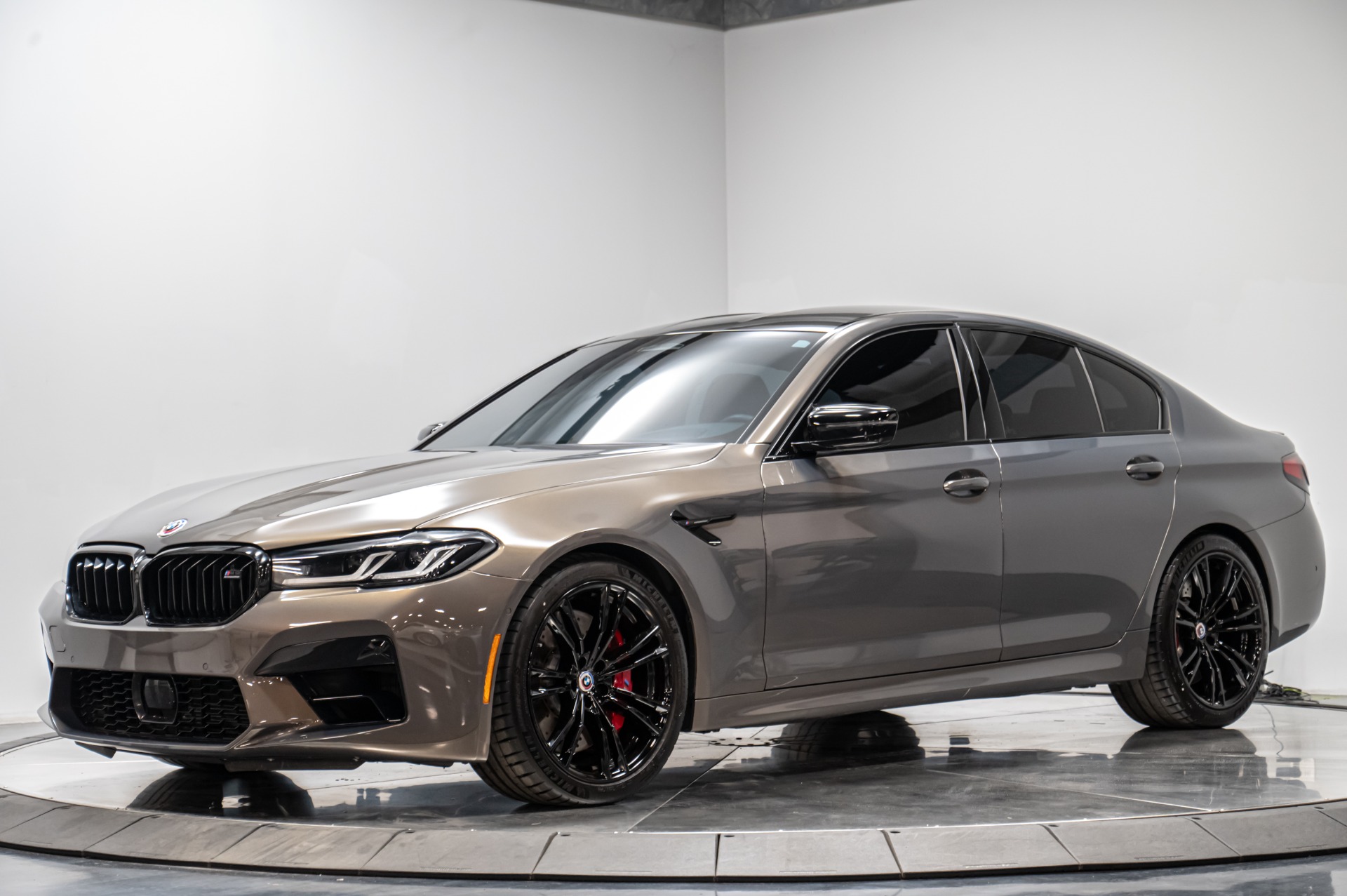 Roof Kit | BMW M5 COMPETITION 2022 Roof Kit | BMW M5 COMPETITION 2022