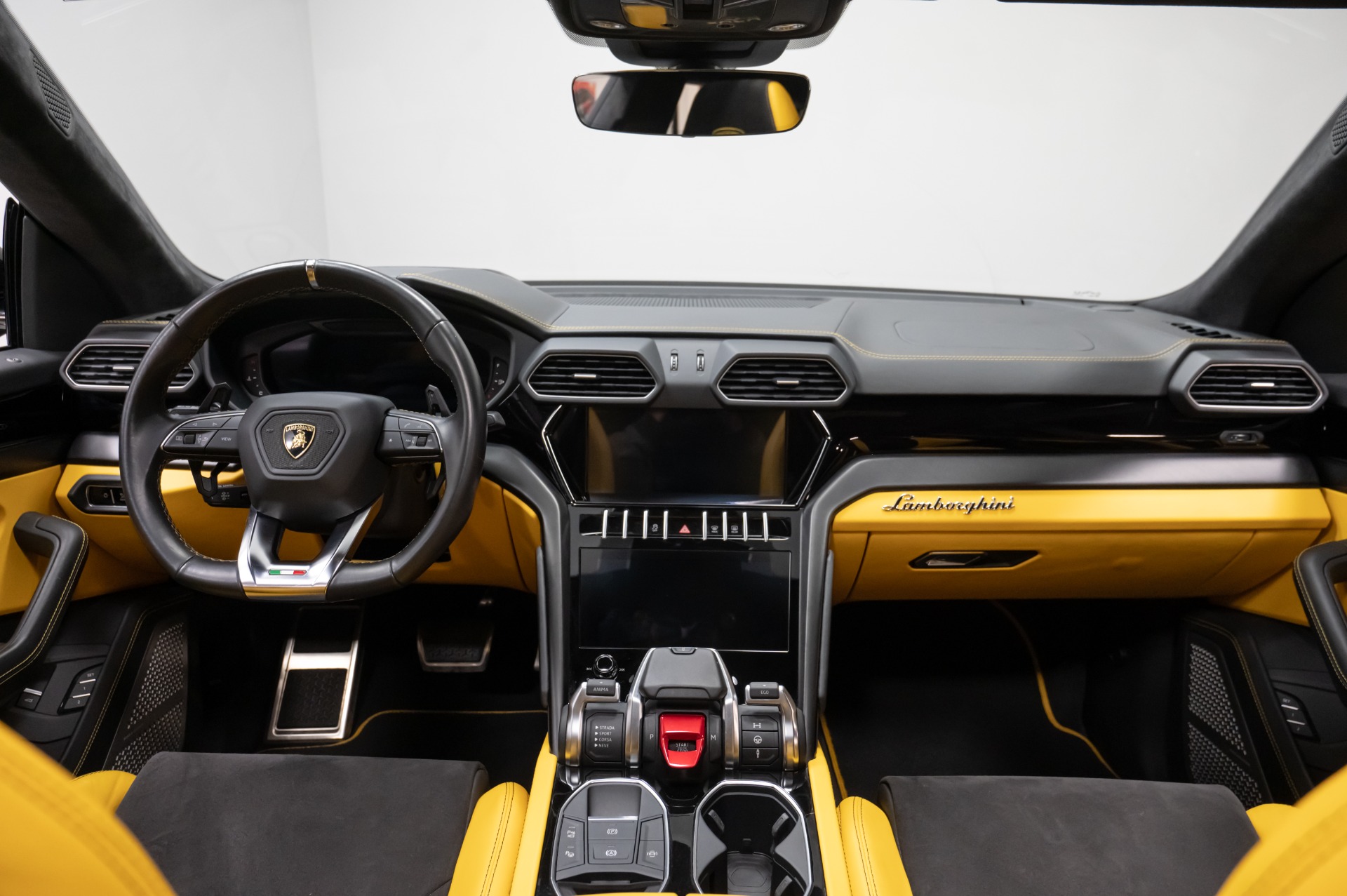 Used 2022 Lamborghini Urus Graphite Capsule For Sale (Sold