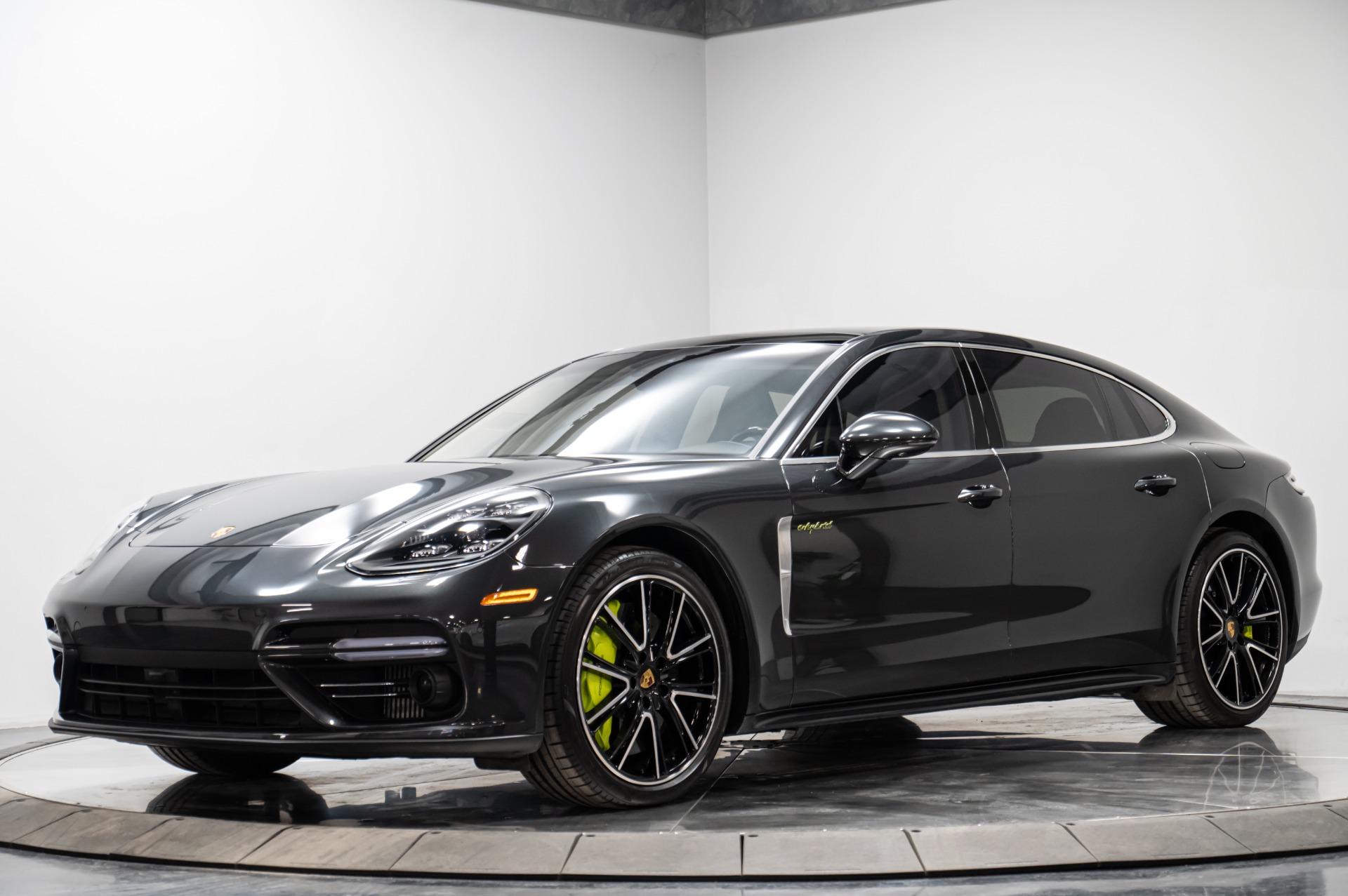 PANAMERA 2018 2021 750ml 3本セット Used 2018 Porsche Panamera E-Hybrid Turbo S Executive For Sale