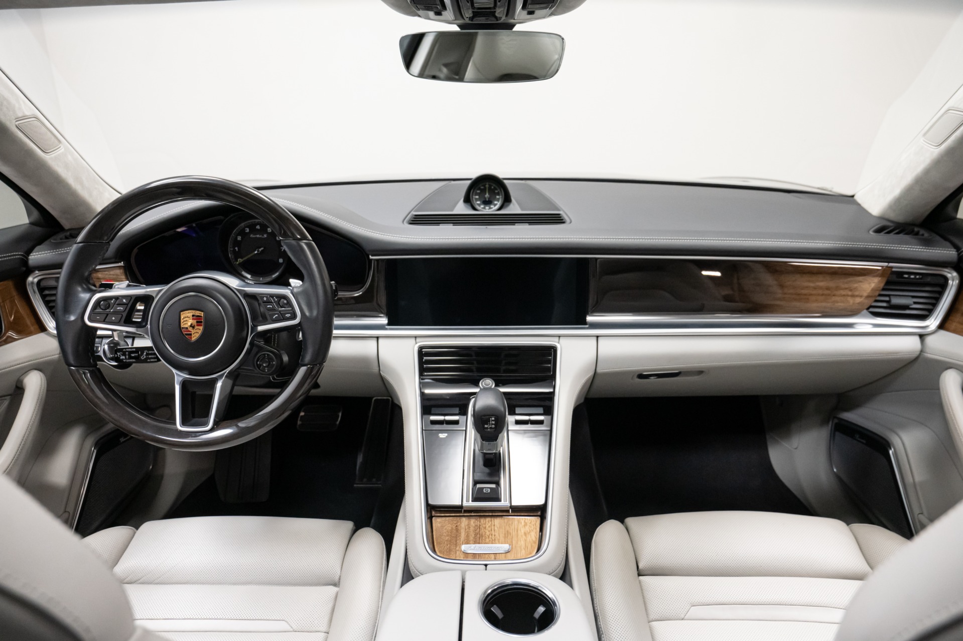 Used 2018 Porsche Panamera E-Hybrid Turbo S Executive For Sale