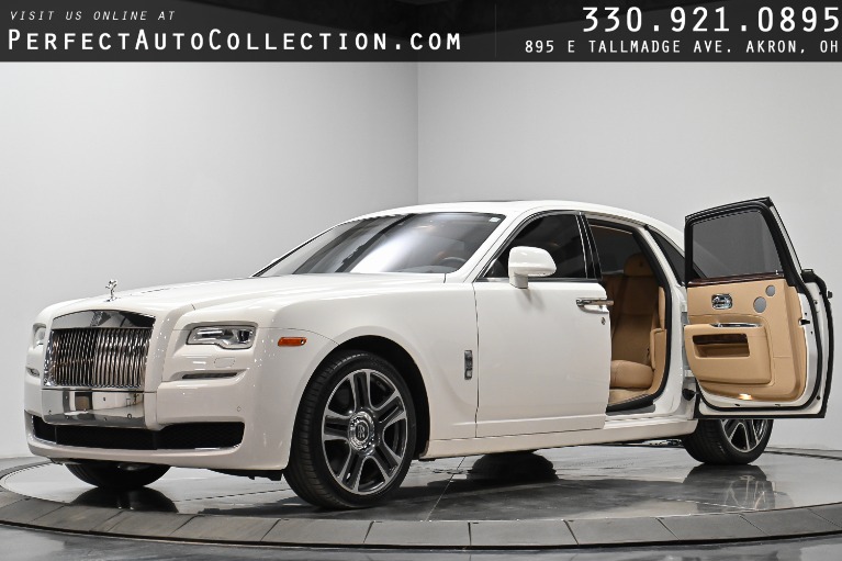 Used-2017-Rolls-Royce-Ghost-
