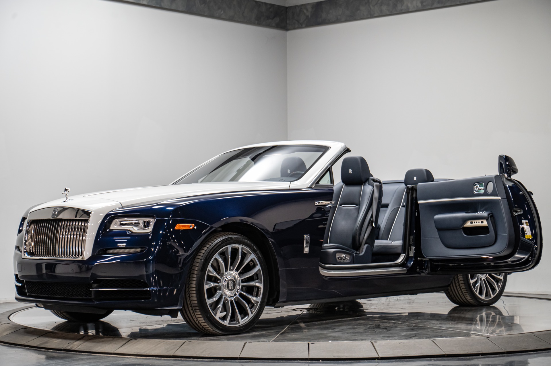 洋書 ROLLS ROYCE IN AMERICA 洋書 ROLLS ROYCE IN AMERICA All Inventory | Official Rolls