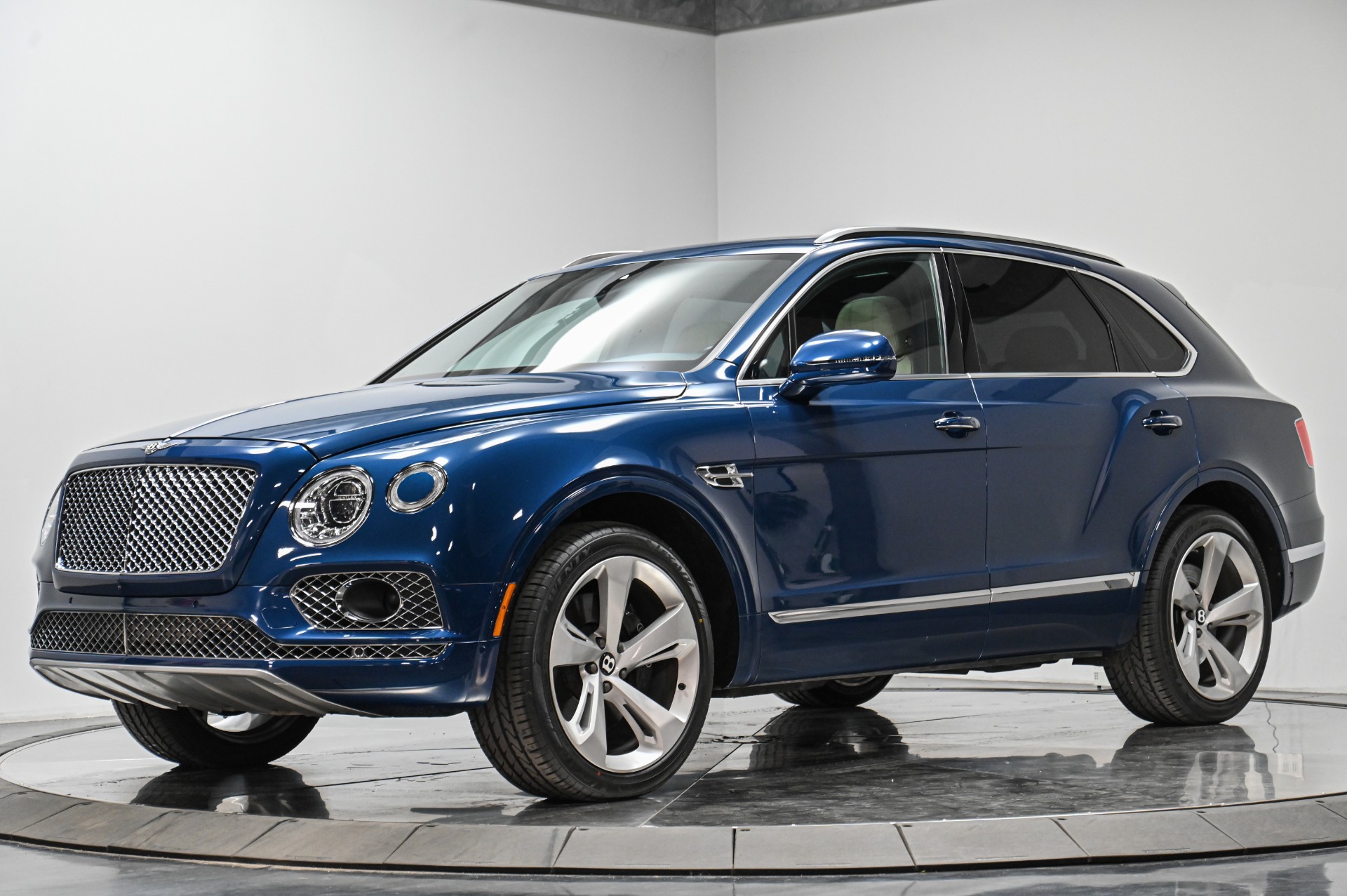 Used 2018 Bentley Bentayga W12 For Sale (Sold) | Perfect Auto