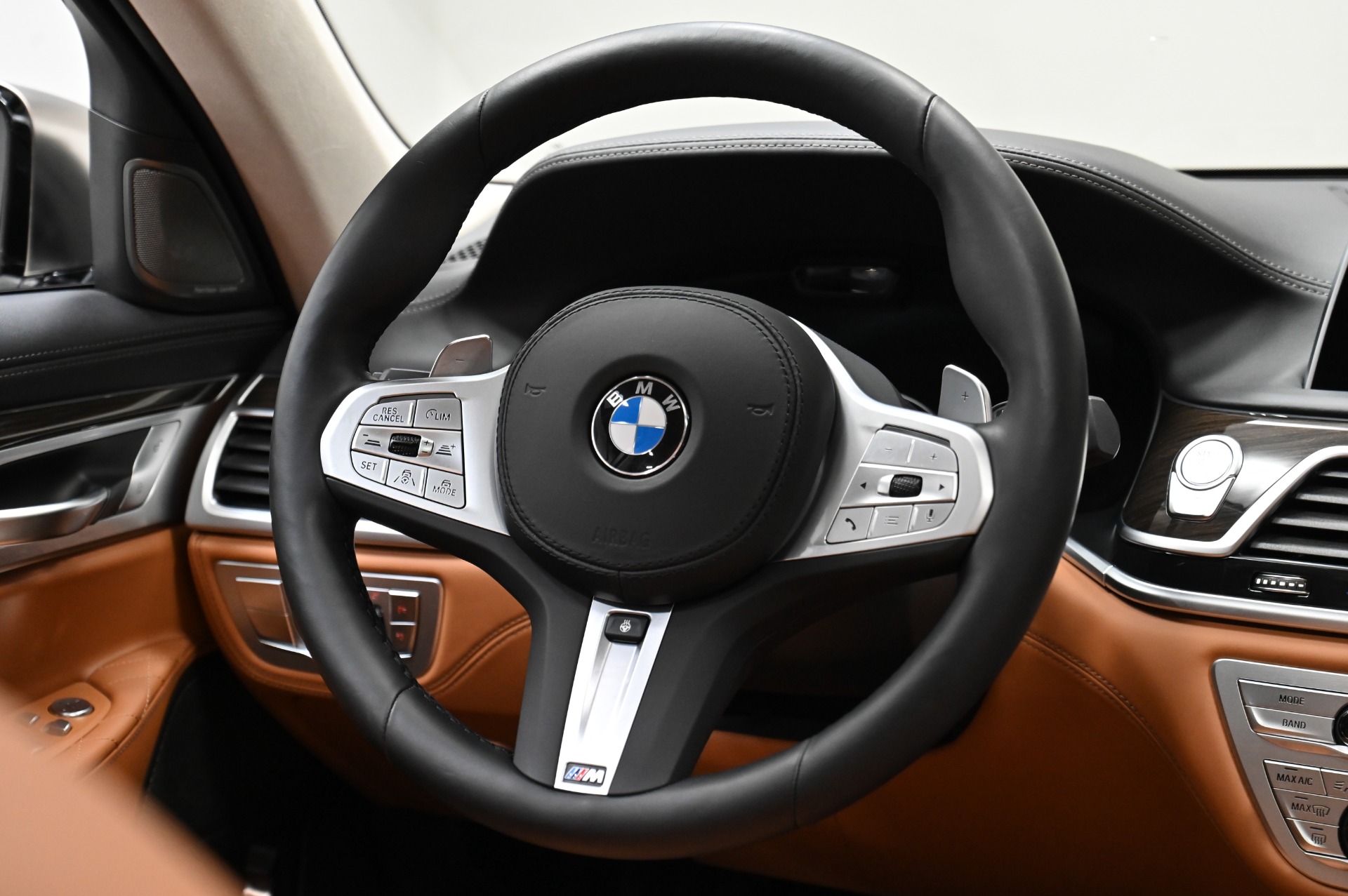 Used 2022 BMW 7 Series M760i For Sale (Sold) | Perfect Auto
