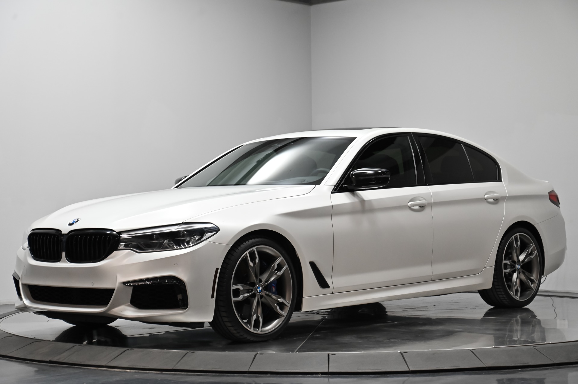 Used 2020 BMW 5 Series M550i xDrive For Sale (Sold) | Perfect Auto
