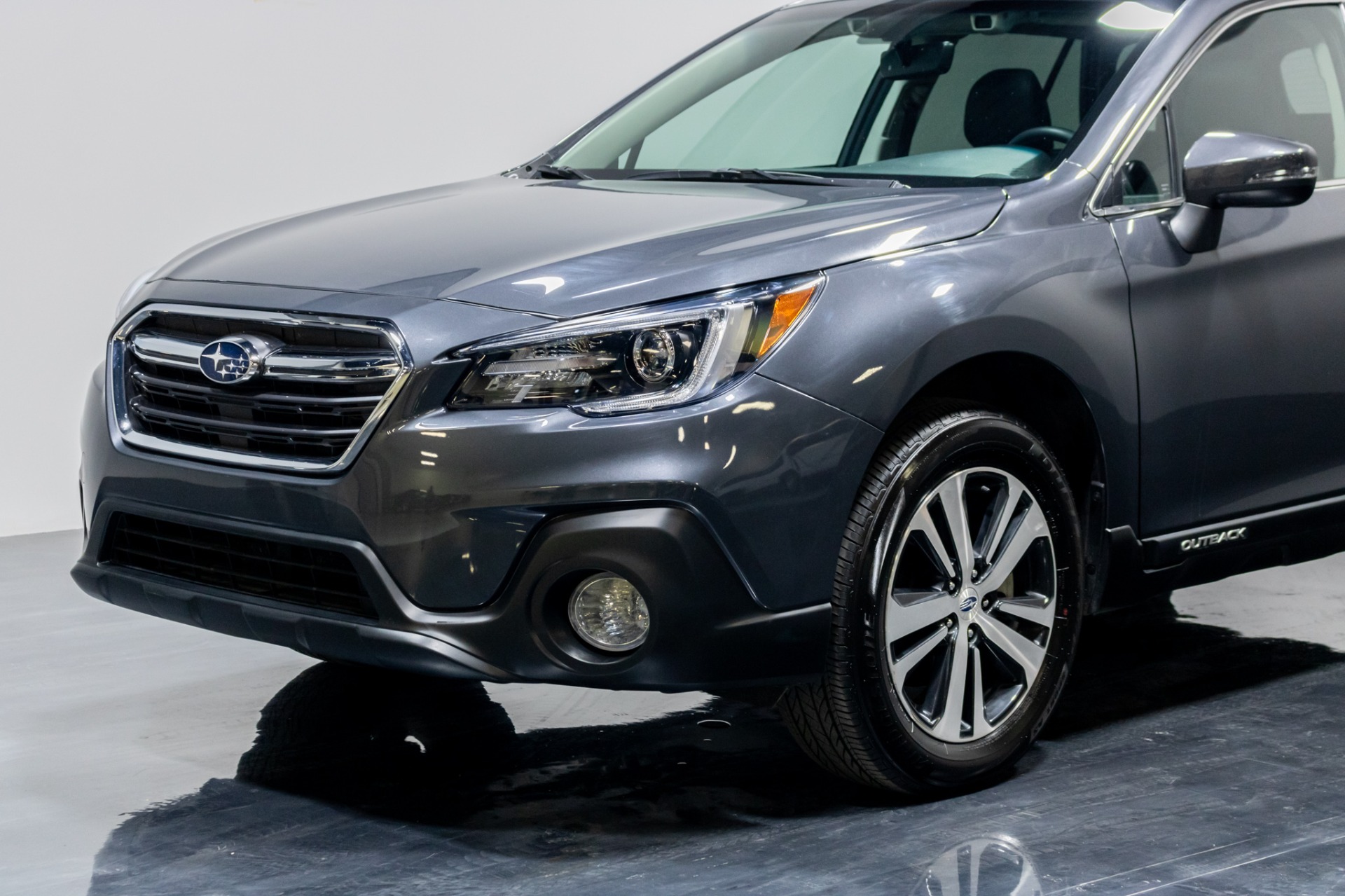 Used 2019 Subaru Outback 2.5i Limited Wagon 4D for sale Sold at Perfect Auto Collection in Akron OH 44310 3