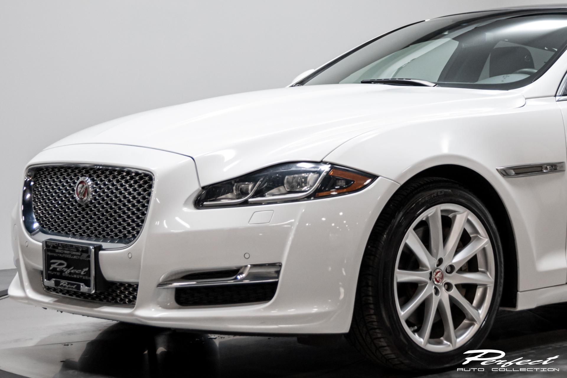 Used 2016 Jaguar XJL Portfolio for sale $36,993 at Perfect Auto Collection in Akron OH 44310 4