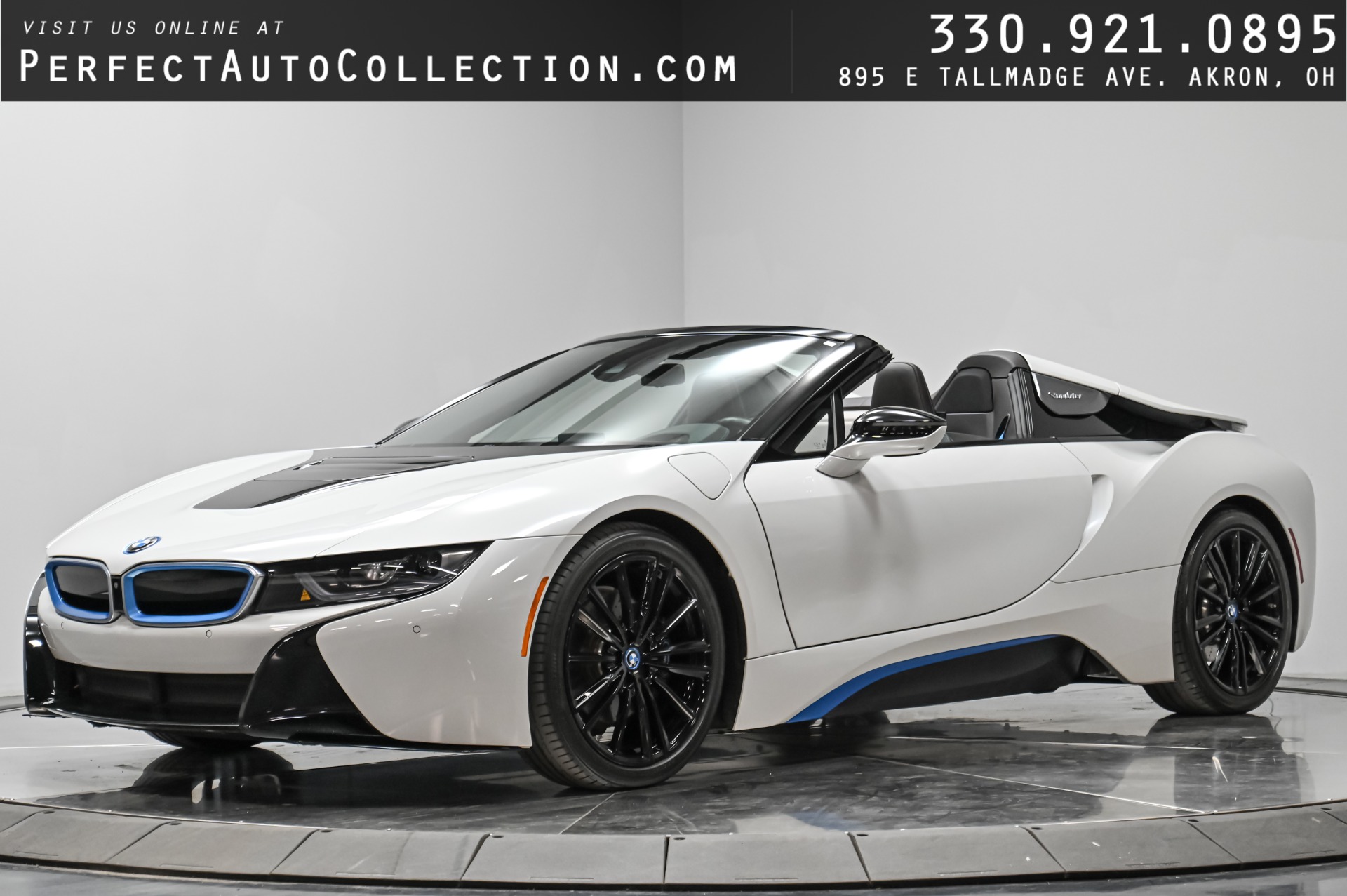 超美品のi8 1:64 Liberty Walk BMW i8 Black & White – paragonmodelstore