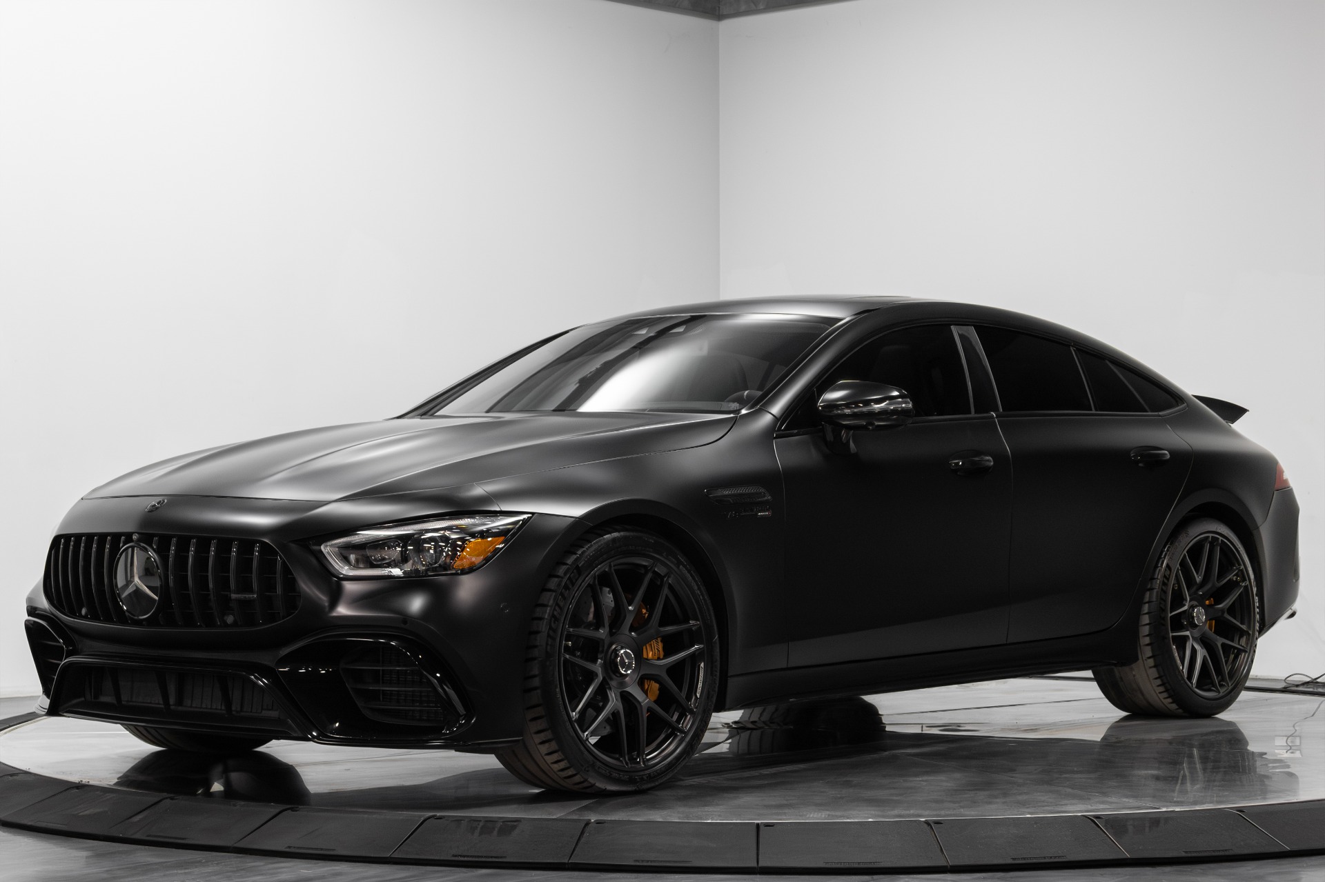 ベンツ　AMG Used 2019 Mercedes-Benz AMG® GT 63 S 4MATIC® For Sale (Sold