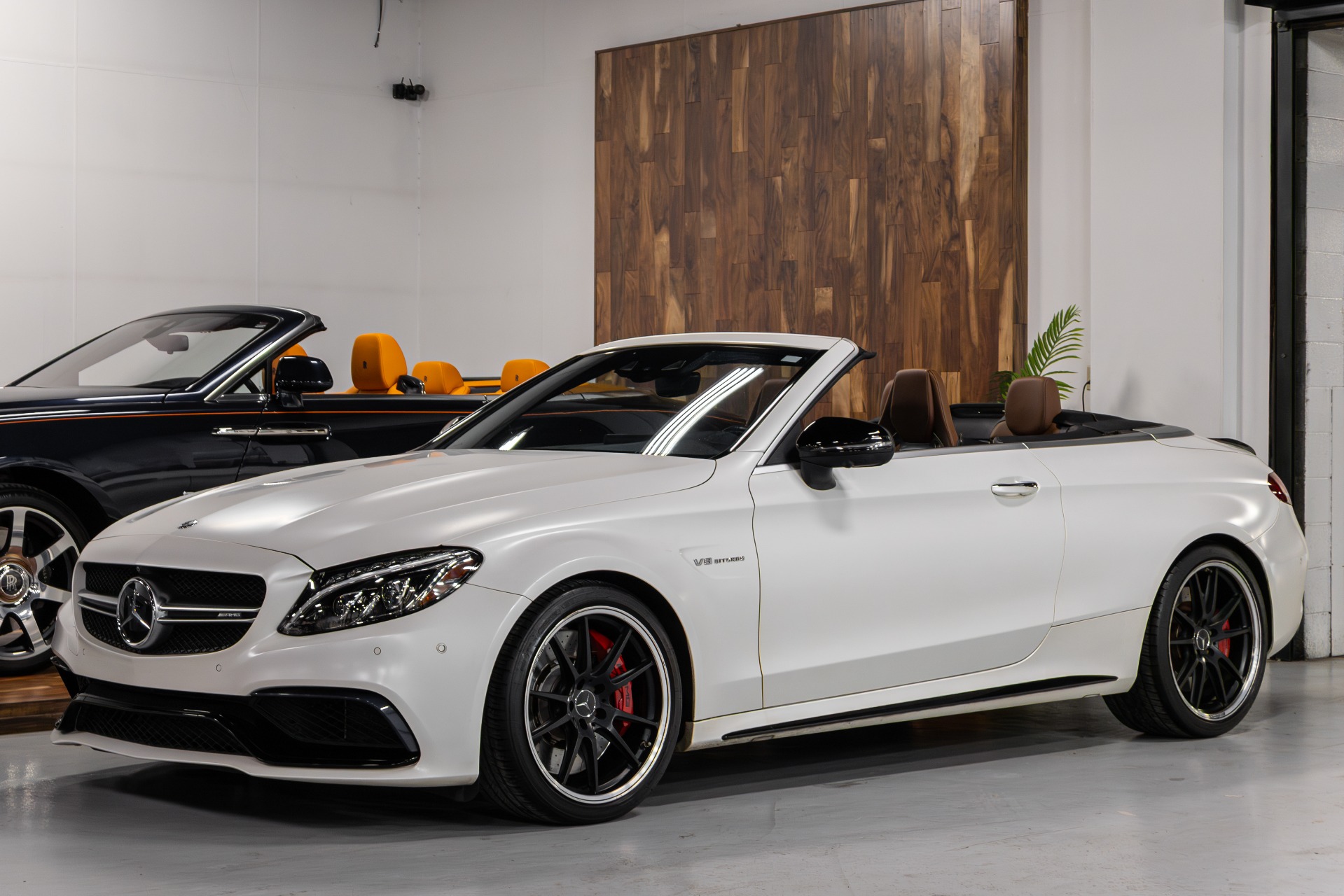 Mercedes-Benz C-Klasse Notarzt 限定999台 Used 2017 Mercedes-Benz C-Class C 63 S AMG® For Sale (Sold