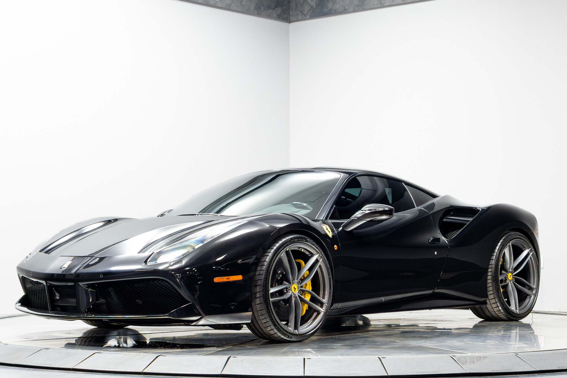 【希少】2018年フェデラーAUTOGRAPH COLLECTION Used 2018 Ferrari 488 GTB For Sale (Sold) | Perfect Auto
