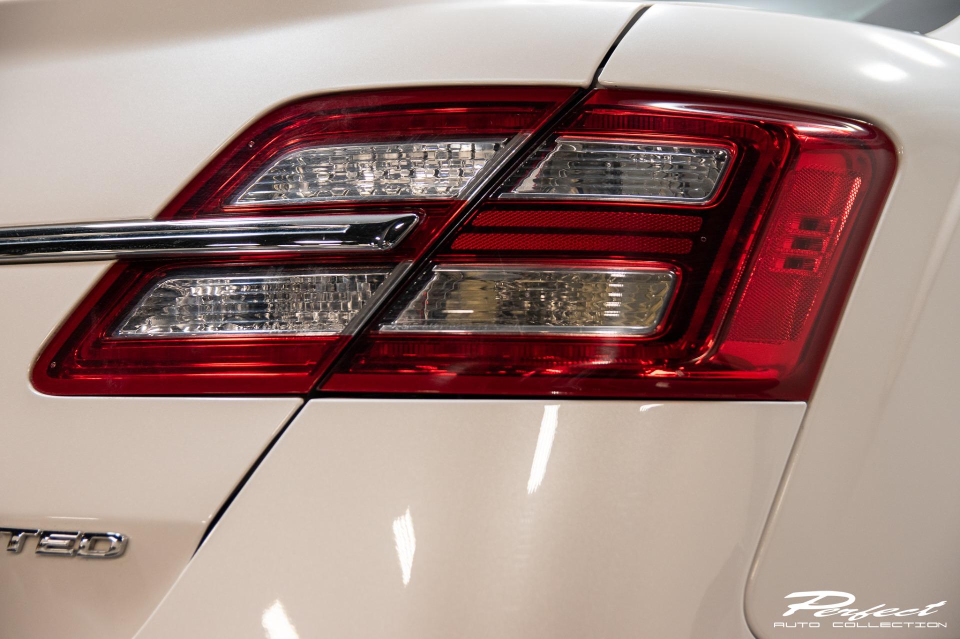 Used 2019 Ford Taurus Limited For Sale (Sold) | Perfect Auto