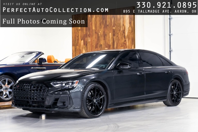 2022 Audi S8 4.0T quattro Tiptronic's photo