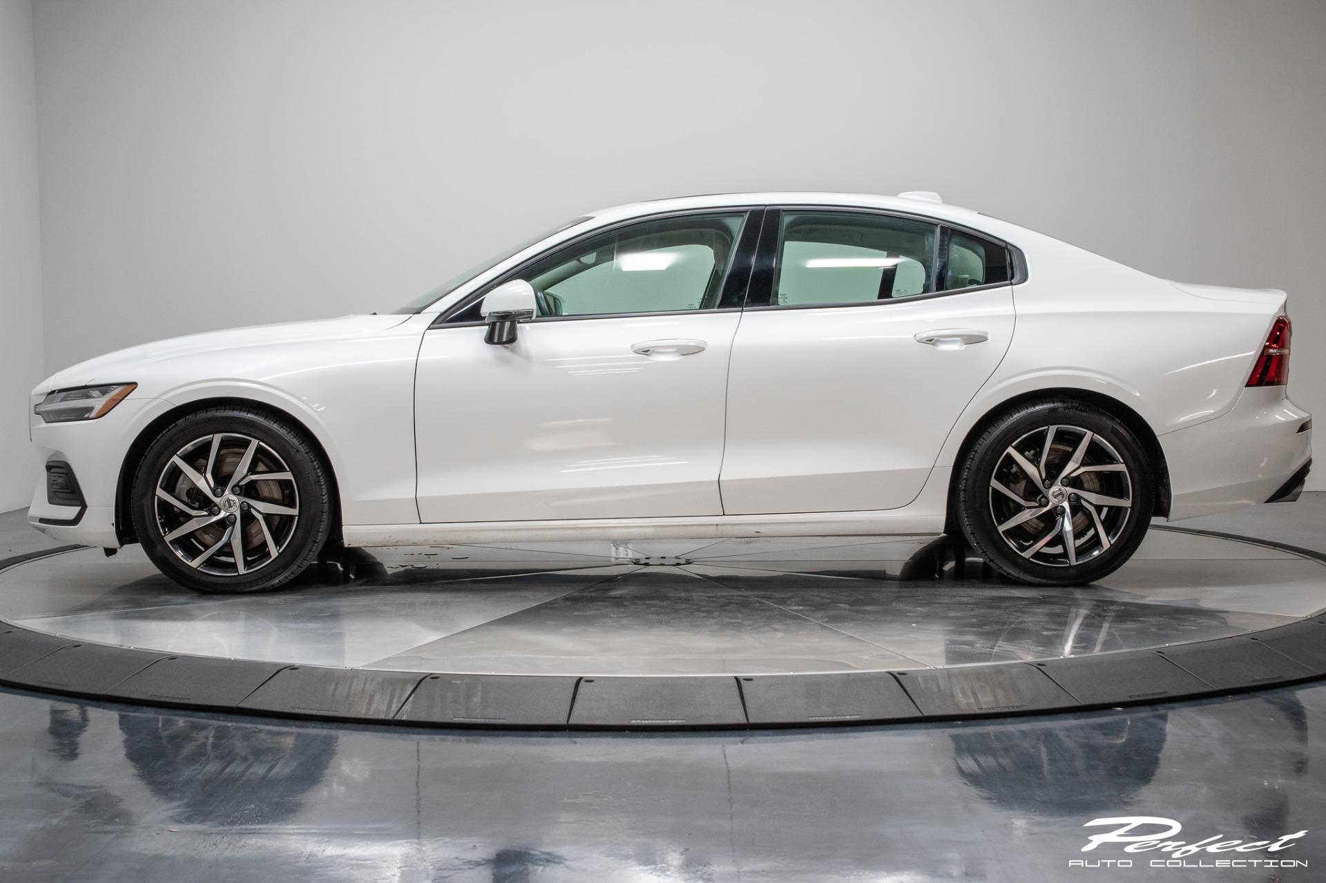 Used 2019 Volvo S60 T6 Momentum For Sale (28,793