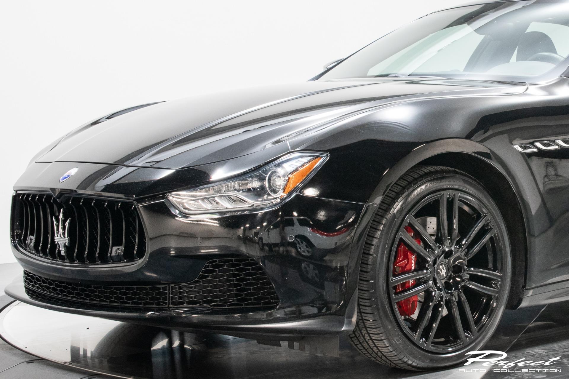 Used 2017 Maserati Ghibli S Q4 Nerissimo Edition for sale $42,293 at Perfect Auto Collection in Akron OH 44310 4