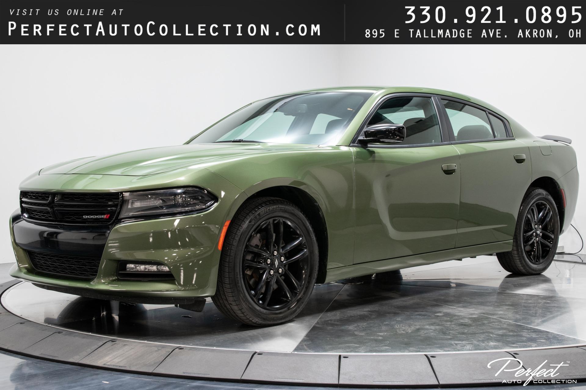 Used 2019 Dodge Charger SXT for sale $26,493 at Perfect Auto Collection in Akron OH 44310 1